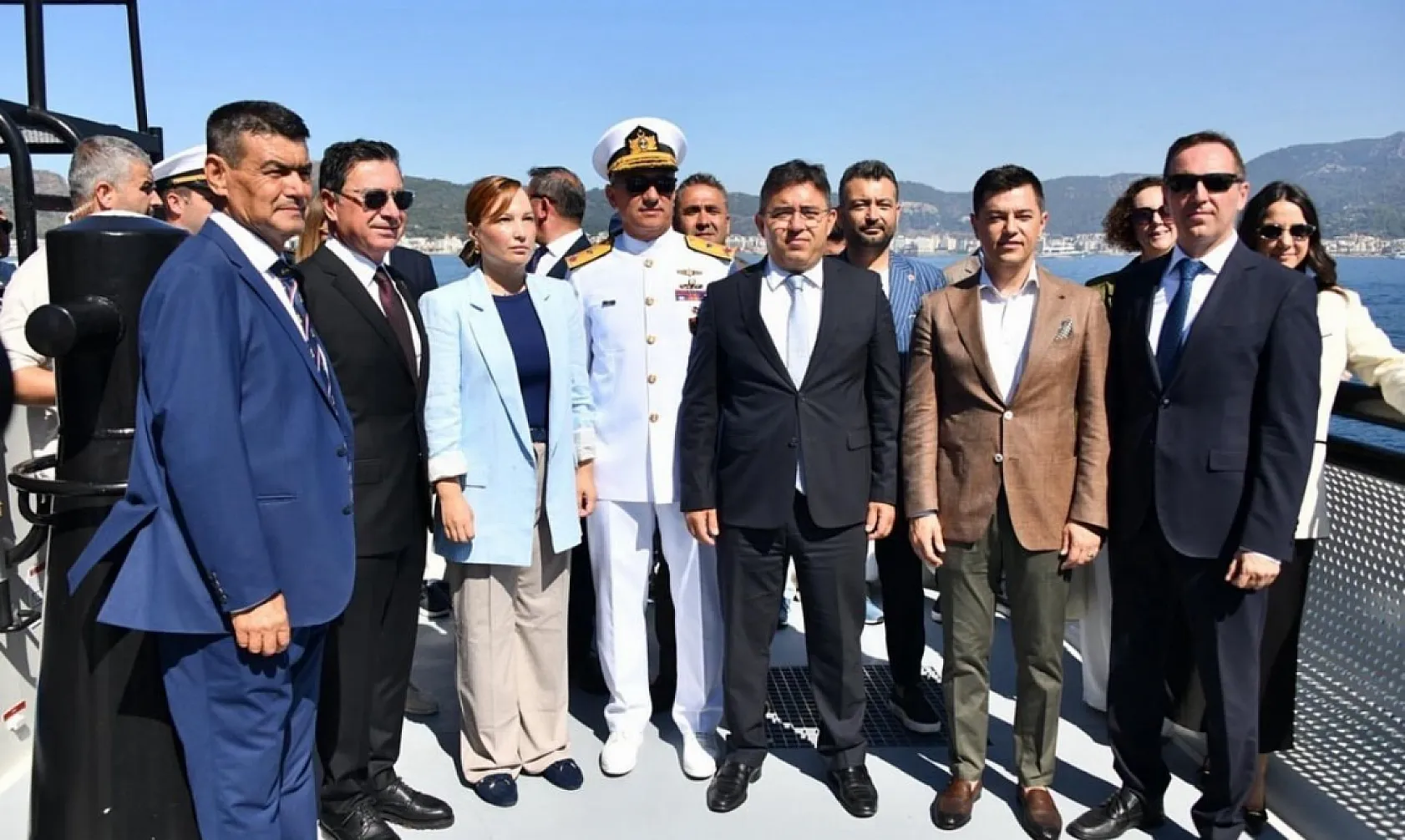 Marmaris'te 1 Temmuz Kabotaj Bayramı çelenk sunma töreni ile başladı