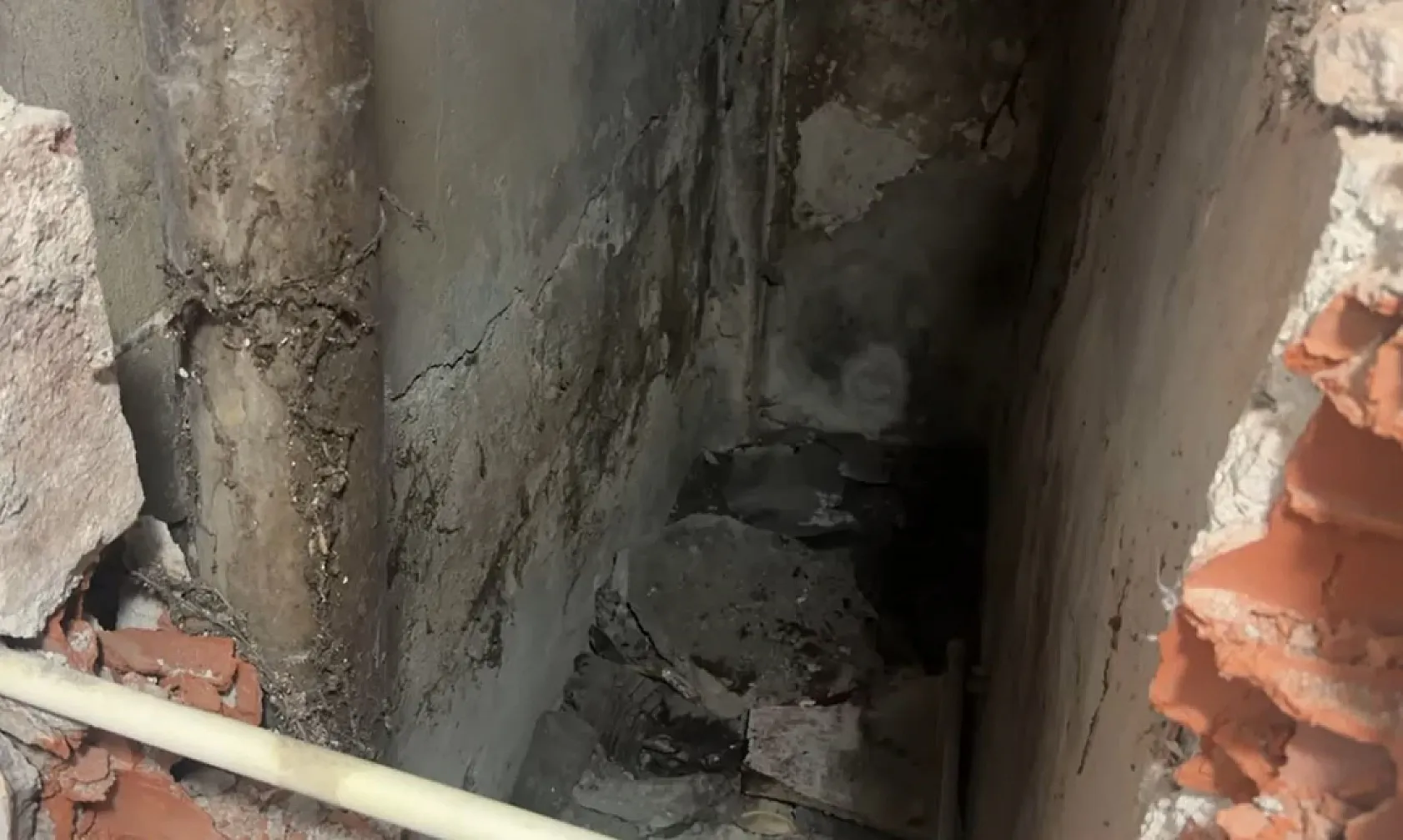 Türkmenistanlı kadın 5'inci kattan düşerek hayatını kaybetti