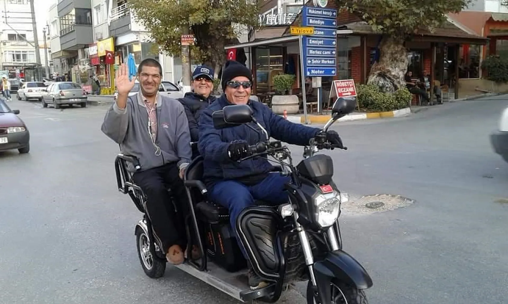 Çöp evde yangın: Karı-koca öldü, oğulları ağır yaralı