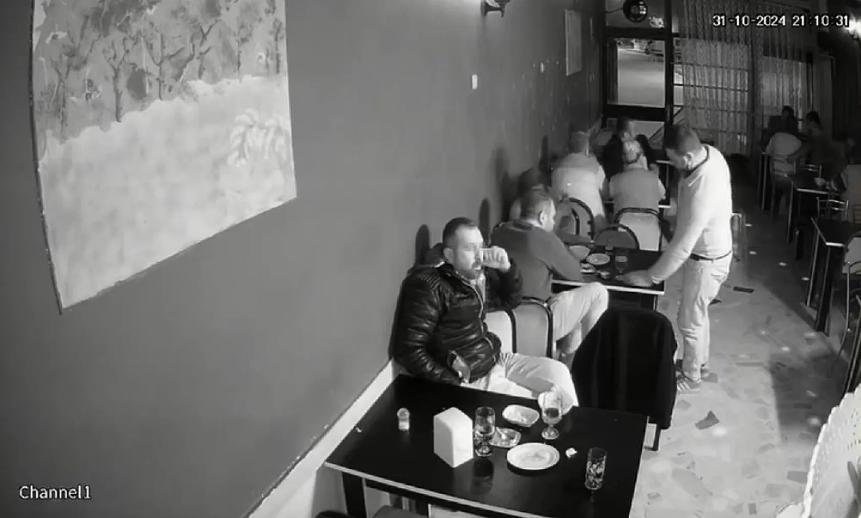 Restoranda husumetlisine kurşun yağdıran zanlı: 'Hesabı bana ödetmek istedi'