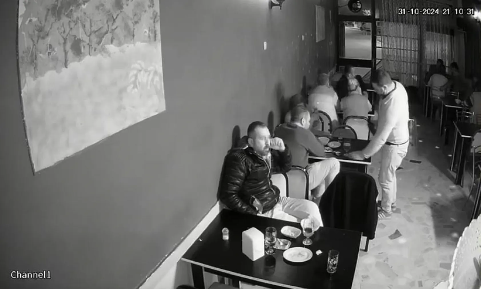 Yanına oturduğu hasmını kurşun yağmuruna tuttu planlasam kamera olmayan yerde öldürürdüm dedi