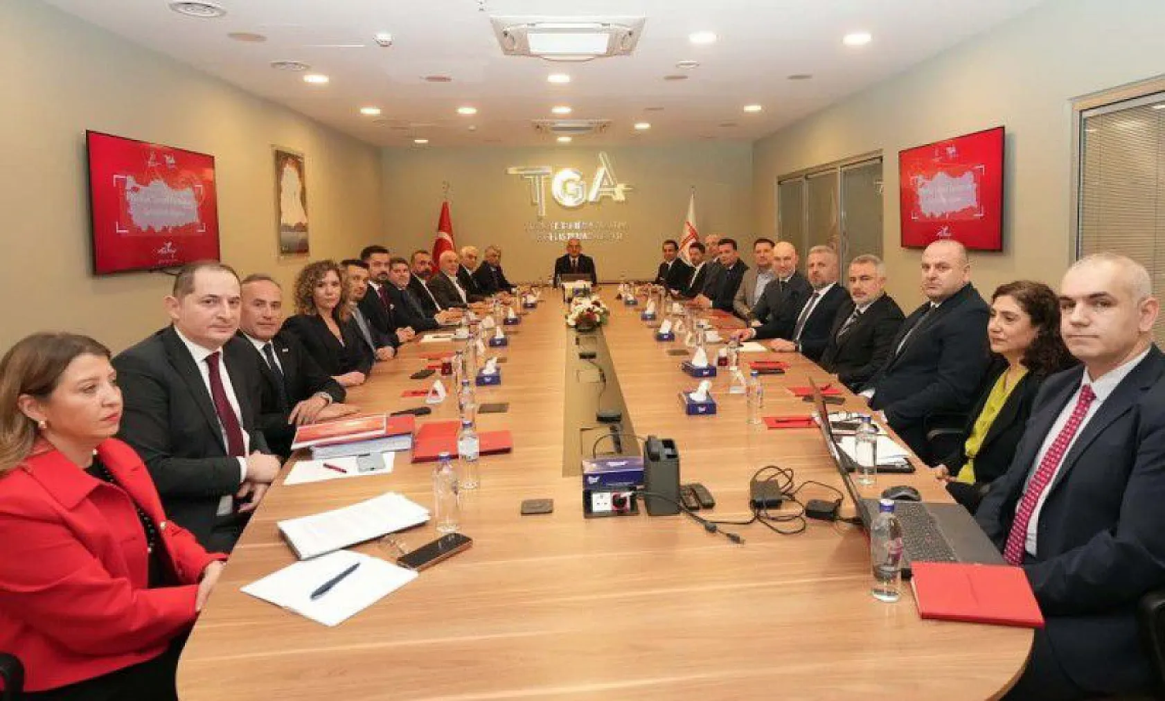 TGA'nın Yeni Yönetimi Toplandı, Fethiye'den Ercan Torunoğulları Yer Aldı