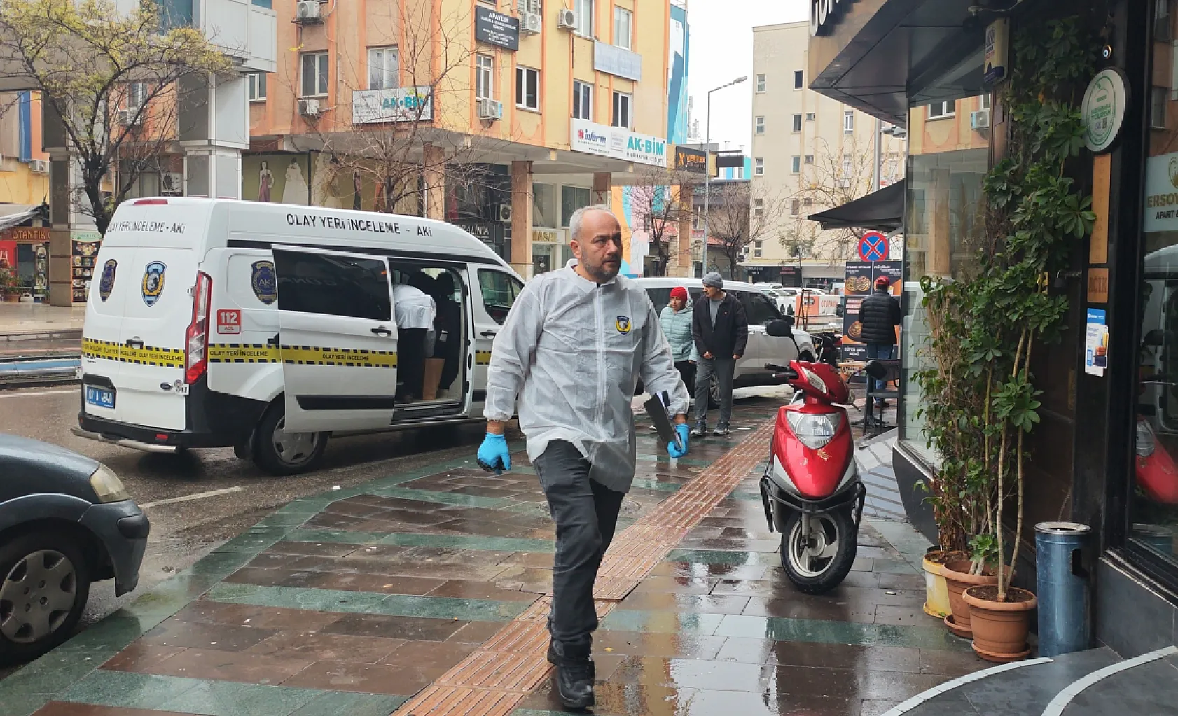 Dün giriş yaptığı apart otel odasında ölü bulundu