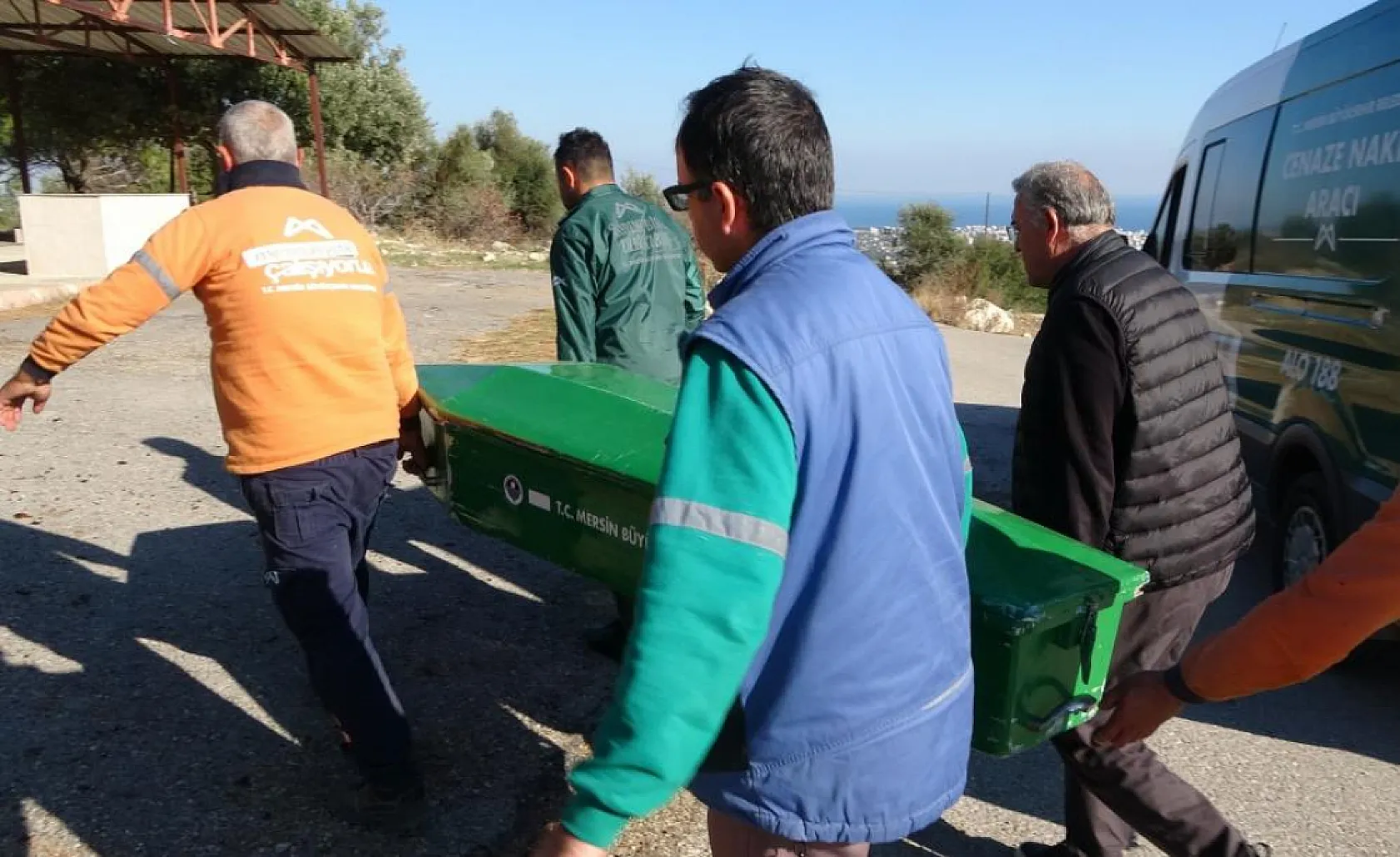 Çilli Bom'u ilk çıkaran bestekar hayatını kaybetti: 5 kişi ile kimsesizler mezarlığına defin edildi