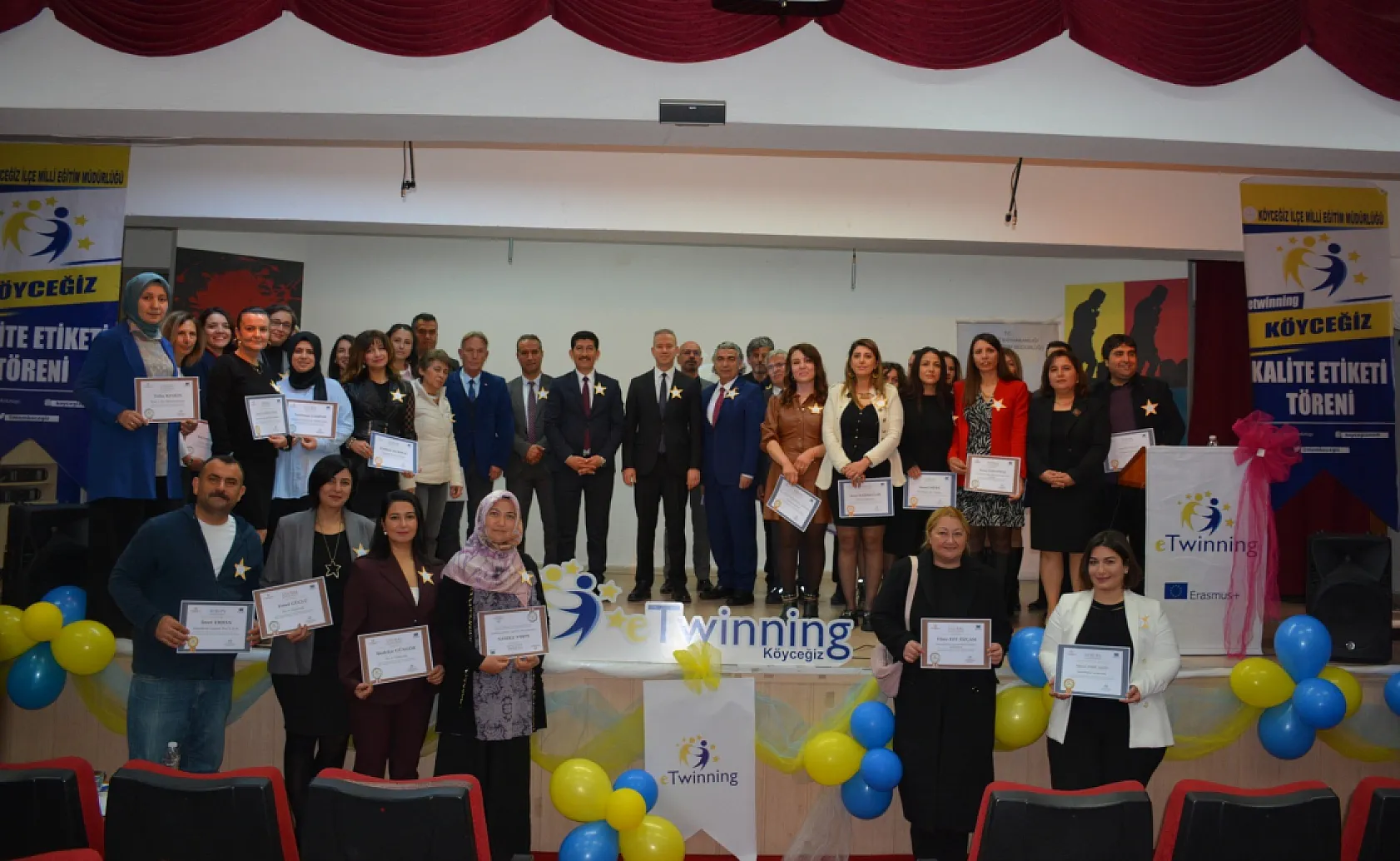 Köyceğiz'de öğretmenlere proje ödülleri verildi