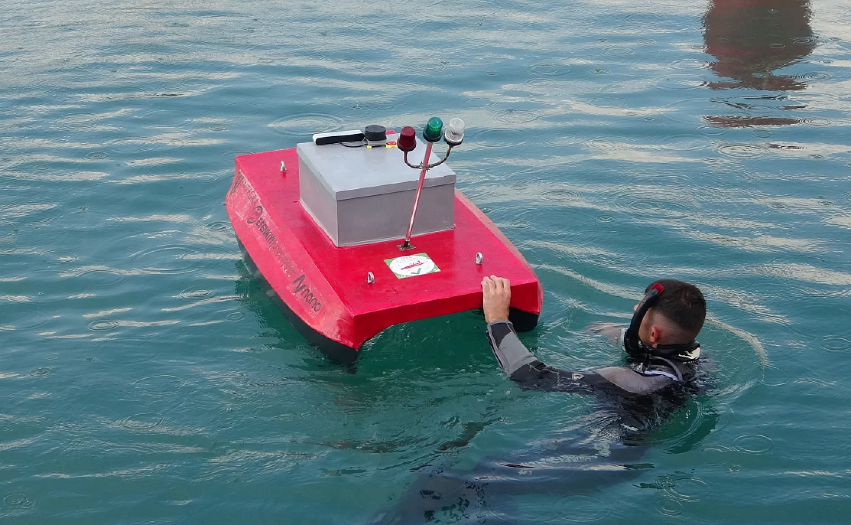 Türkiye'de ilk defa düzenlenen insansız deniz aracı yarışması otonom sürüşleriyle tamamlandı