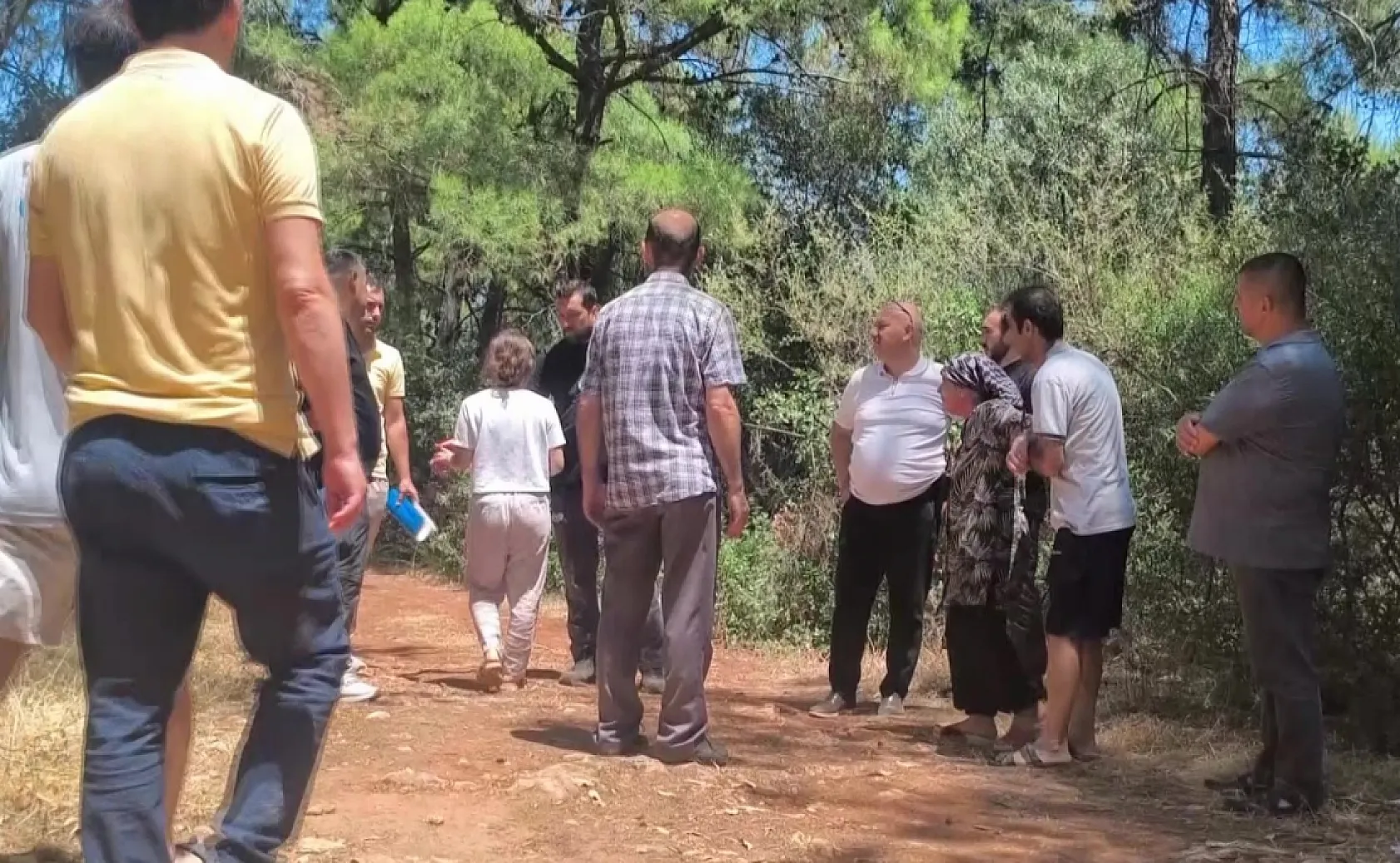 Ormanlık alanda bir kişinin cansız bedeni bulundu