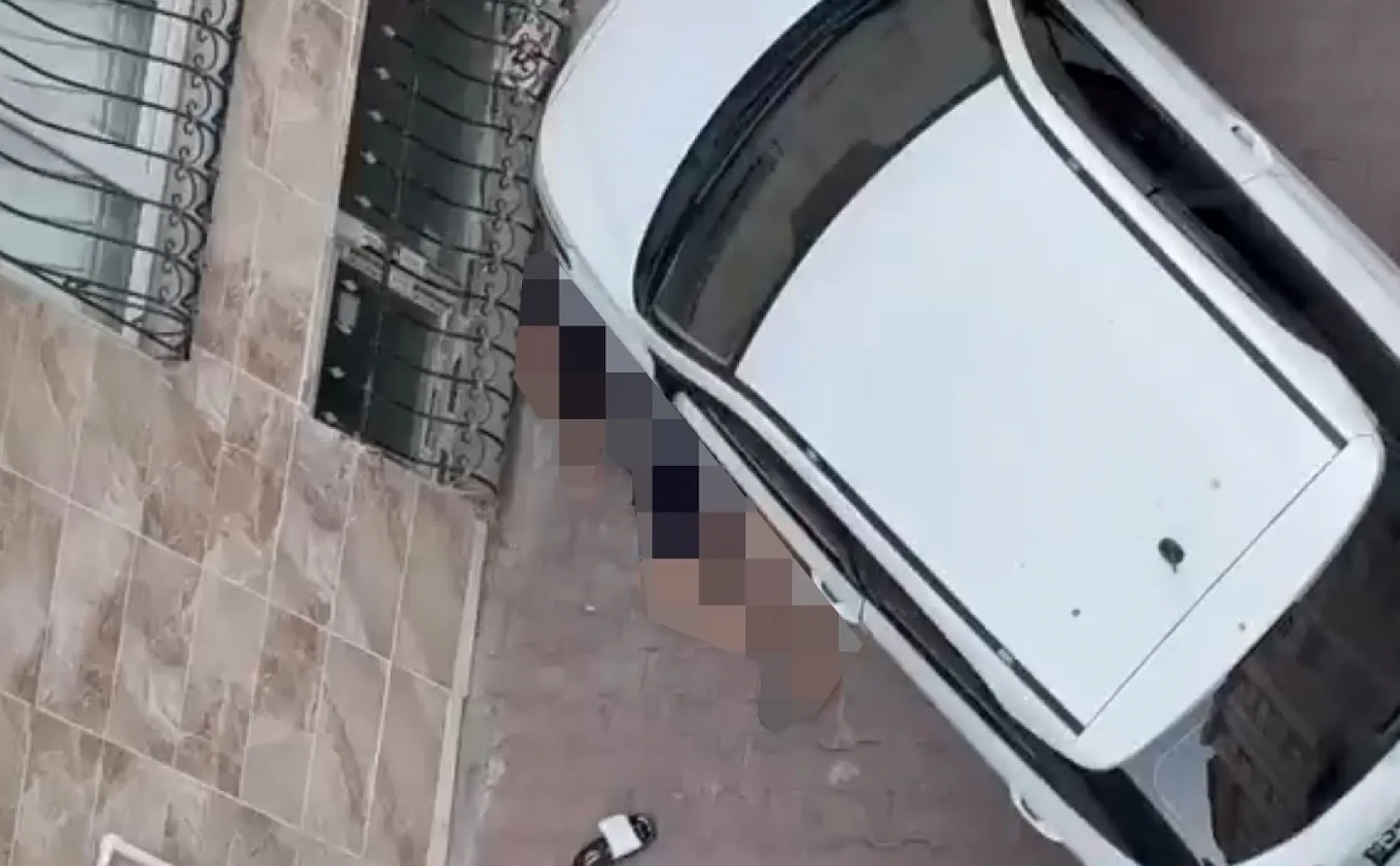 Evinden çıkan adamı kurşun yağmuruna tuttular