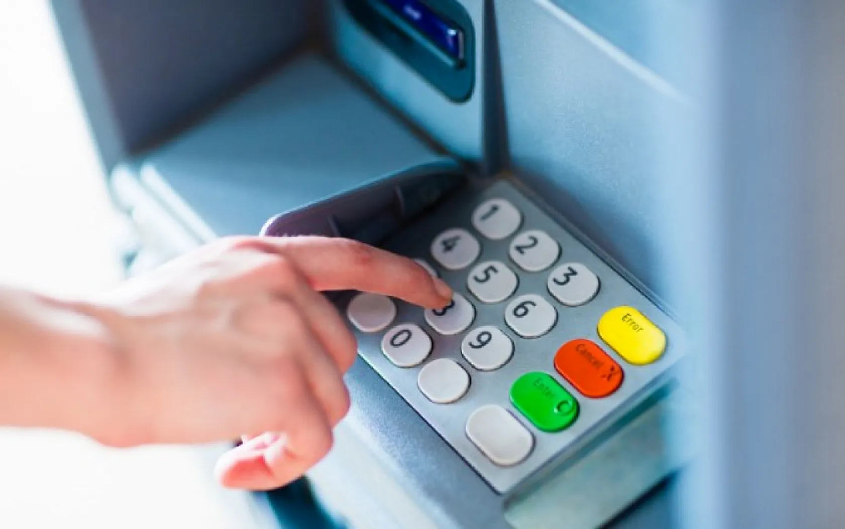 İhtiyaç kredisi çekmek hayal mi oldu? Yeni faiz oranları dudak uçuklattı, işte yeni faiz oranları