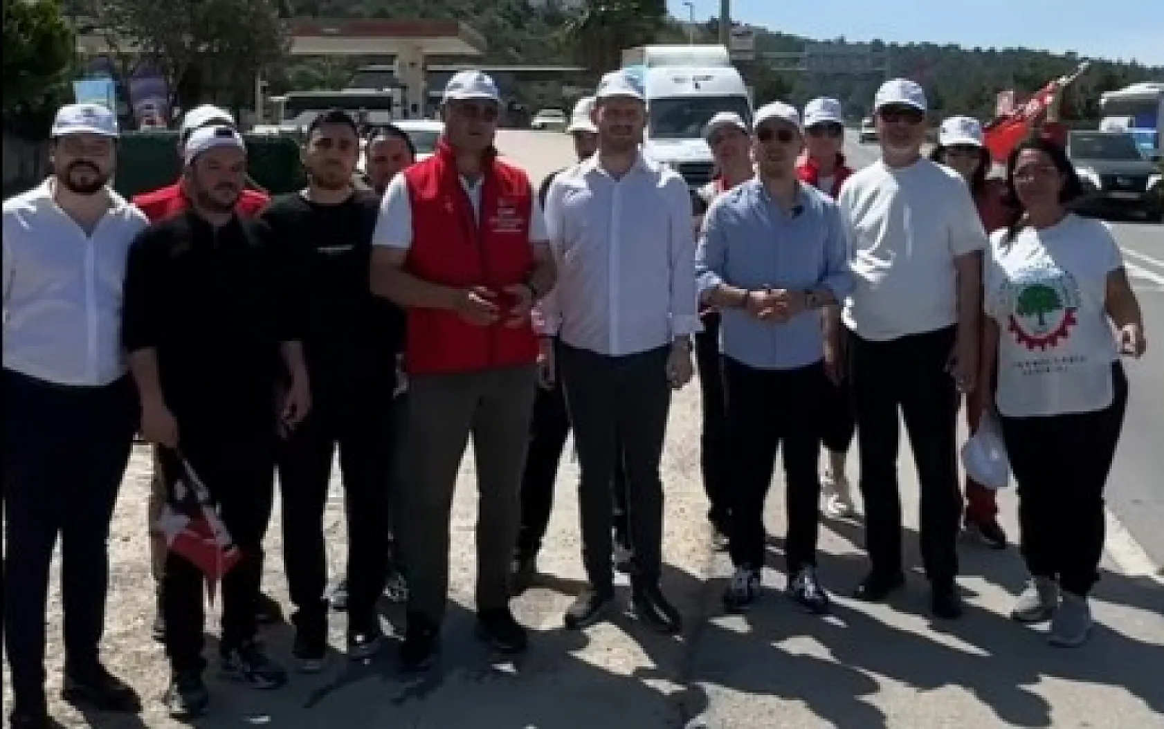 CHP Muğla'dan Demokrasi Yürüyüşü: 'Boyun Eğmiyoruz!'