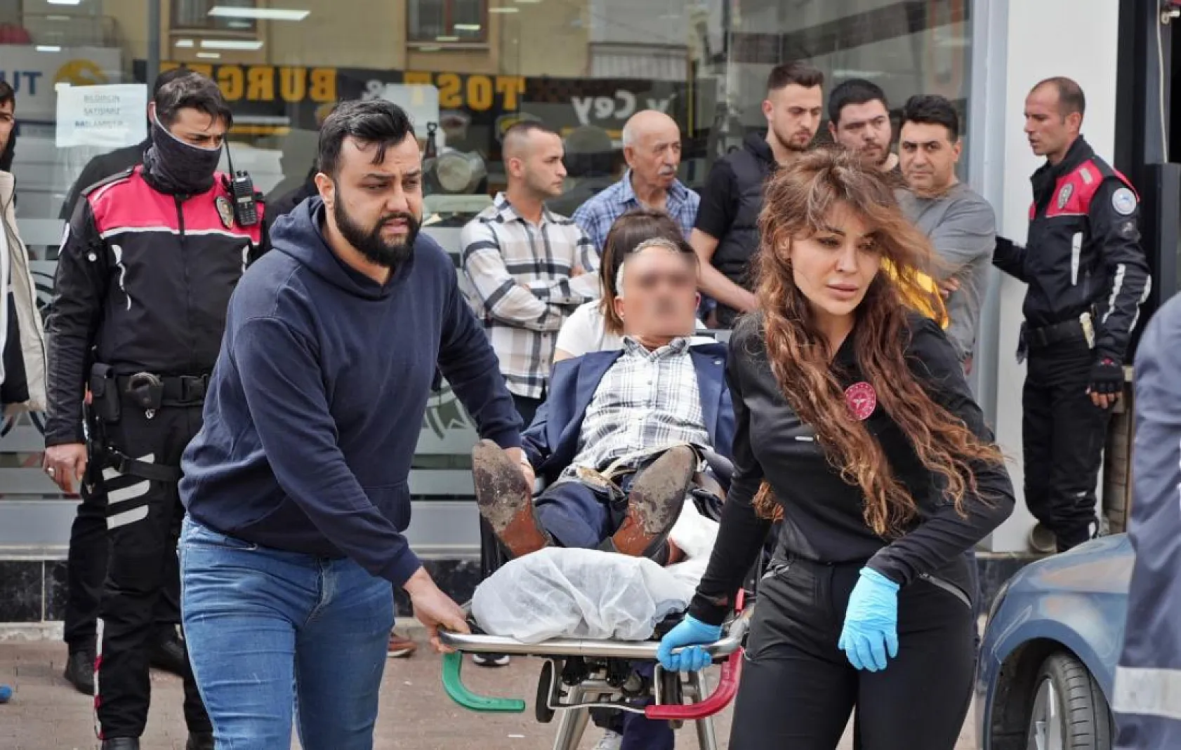 Silah, bıçak sopalı kavgada gözaltına alınan şüphelilerden 14'ü tutuklandı