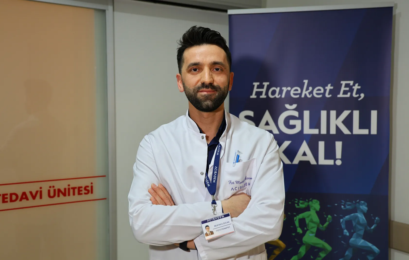Aşırı telefon ve bilgisayar kullanımı 'Text Neck' sendromuna yol açıyor