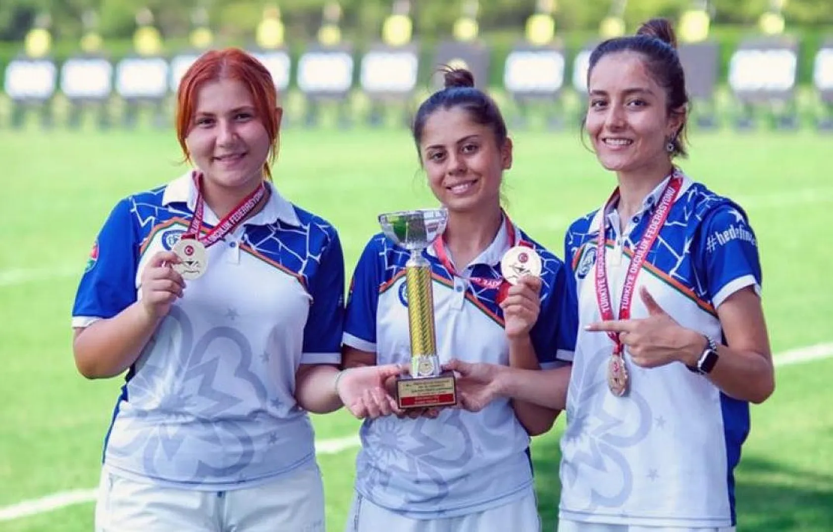 Büyükşehir Sporcularından Tarihi Başarı
