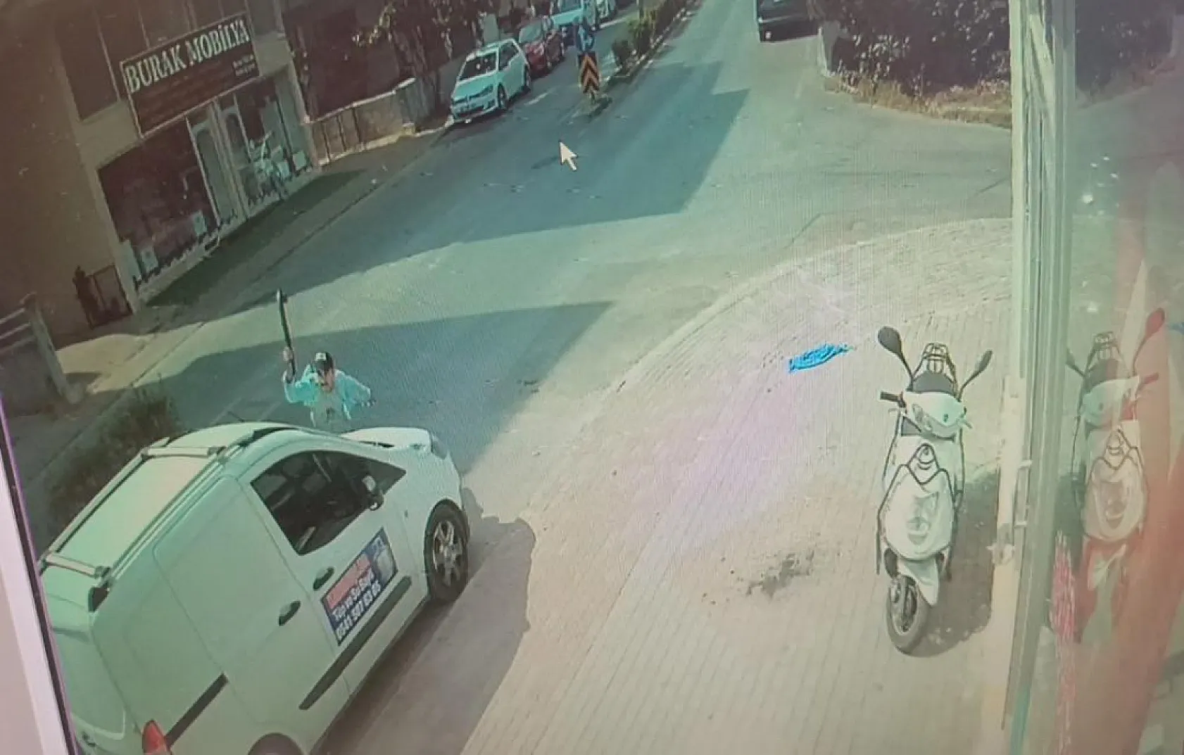 Tüp bayiini pompalı tüfekle taradı, korku dolu anlar yaşattı