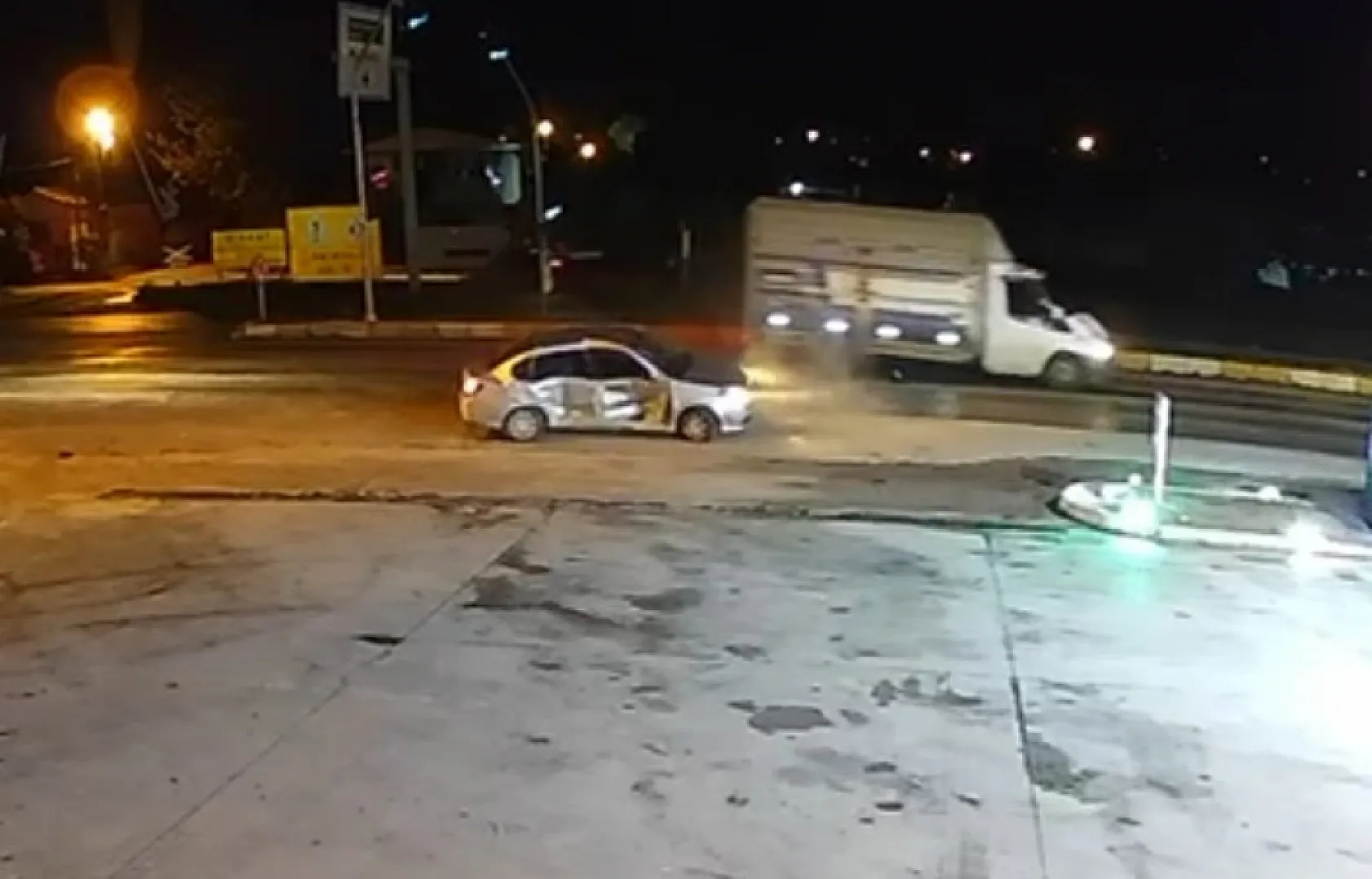 Aydın-İzmir Karayolu'nda feci trafik kazası: 1 ölü, 2 yaralı