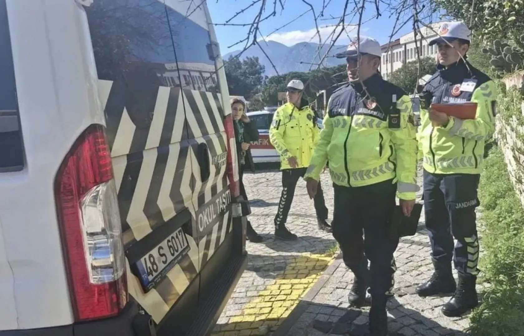 Datça'da öğrenci servislerine yönelik denetim gerçekleştirildi