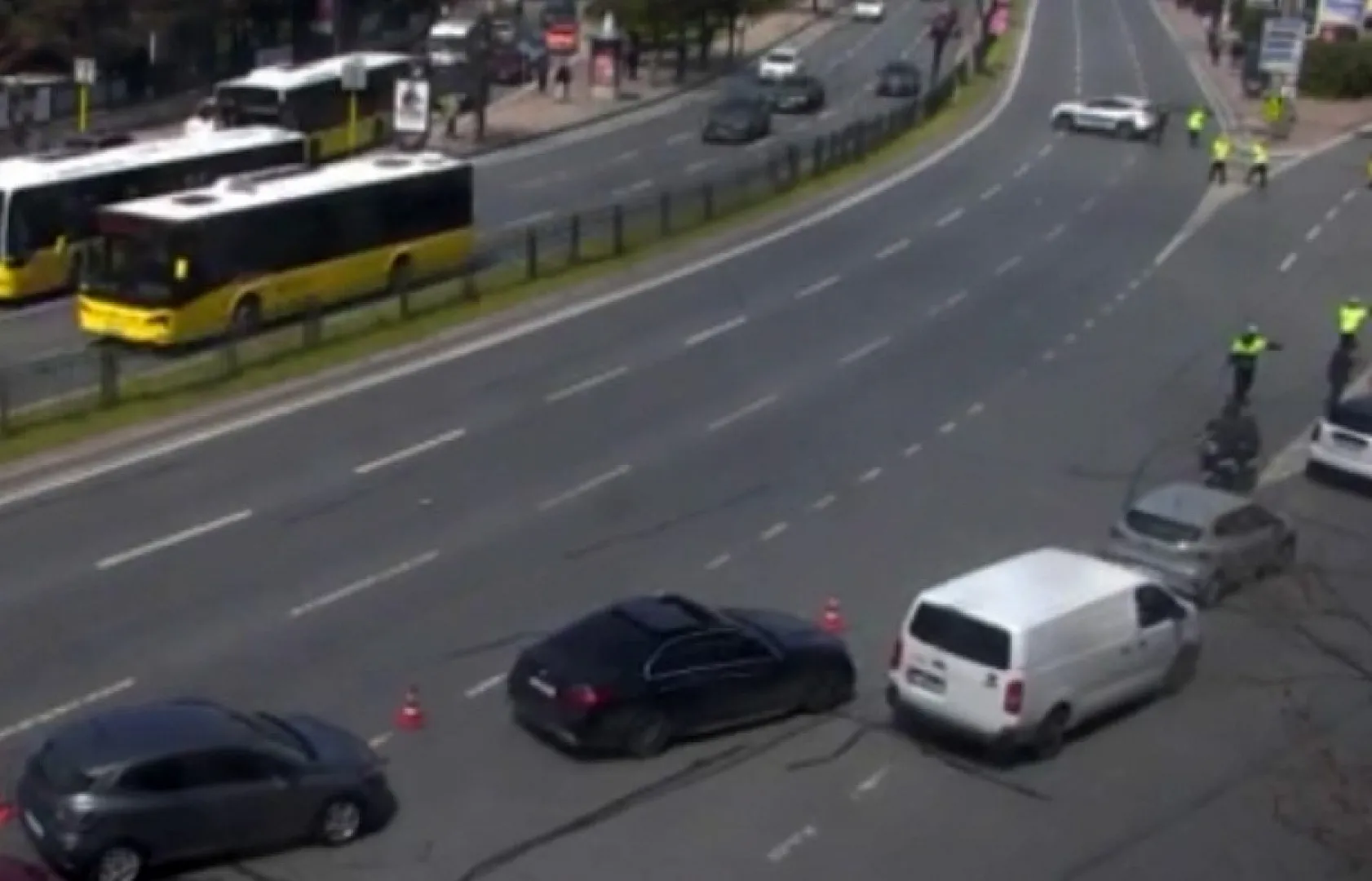 İsrail Konsolosluğu yakınından silah sesleri yükseldi: 3 kişi etkisiz hale getirildi