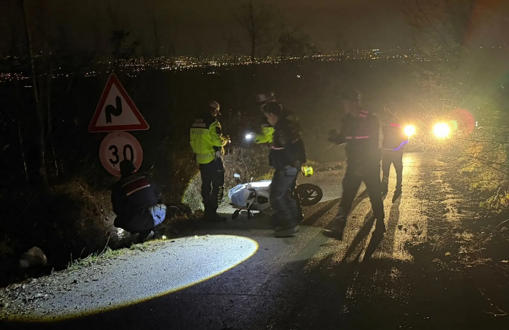 Kontrolden çıkan motosiklet devrildi: 1 ölü