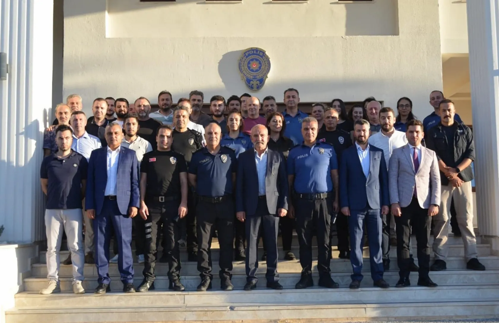 Fethiye İlçe Emniyet Müdürlüğü'nde Görev Değişimi: Kayhan Dadaşoğlu Emekli Oldu, Muzaffer Yüceur Göreve Başladı