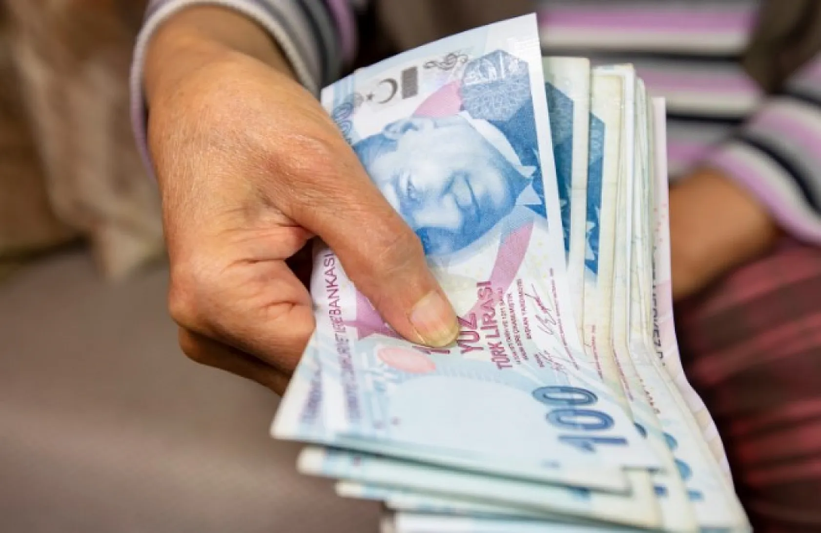 Bakan sinyal verdi, 1 milyon emekliyi ilgilendiren yeni düzenleme