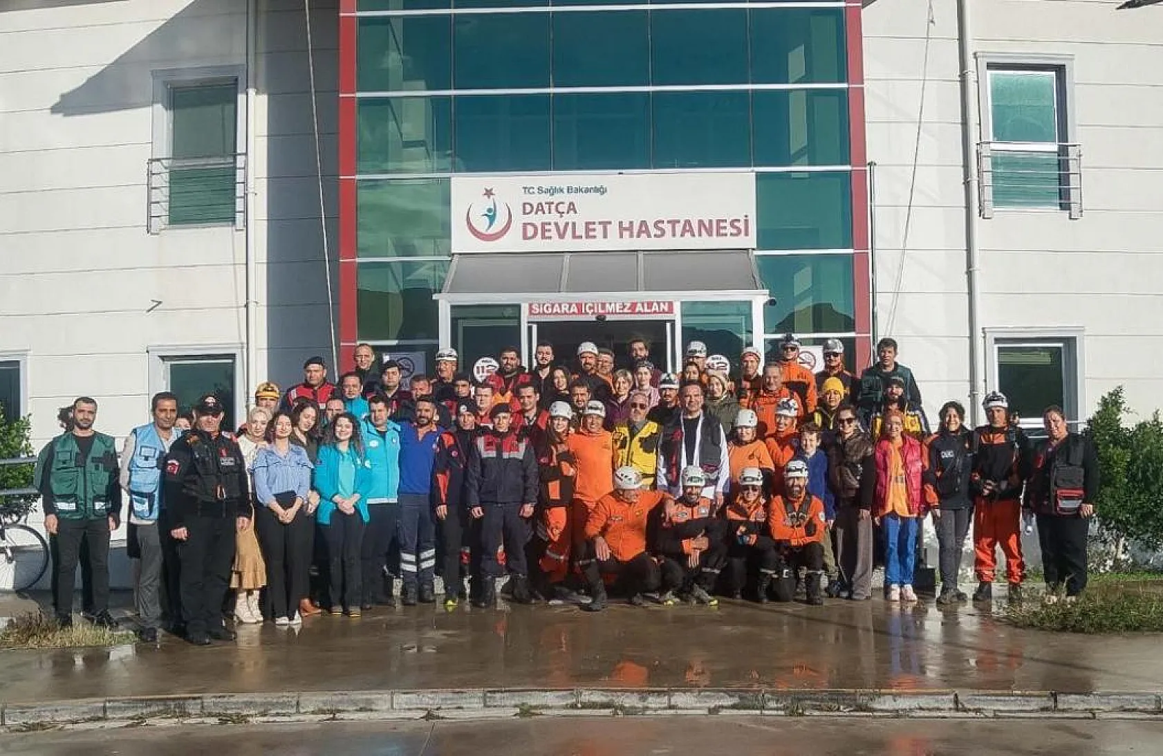 Deprem ve yangın tatbikatı yapıldı
