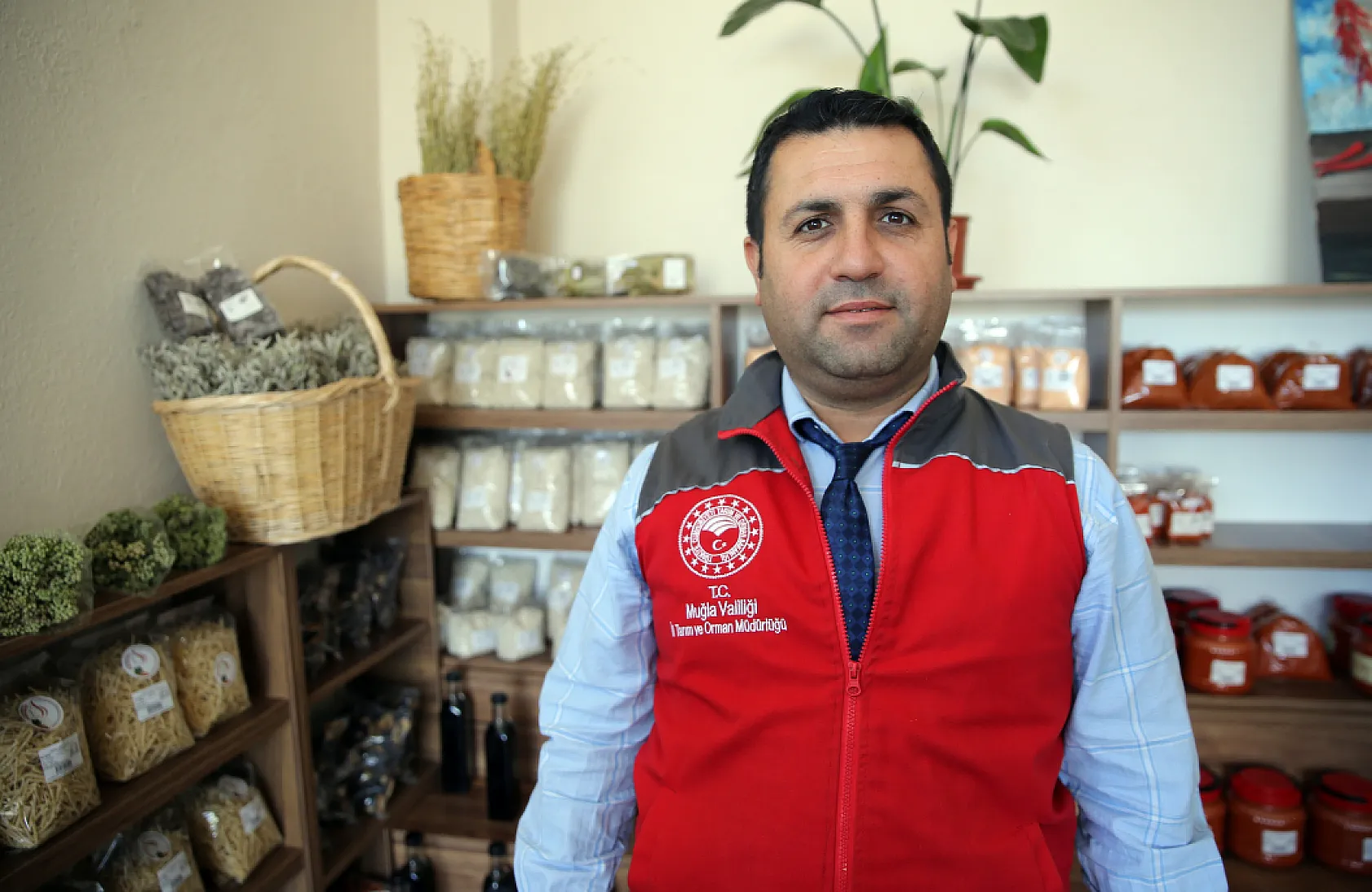 Muğla'da kooperatif kuran kadınlar yöresel ürünleri satarak gelir sağlıyor