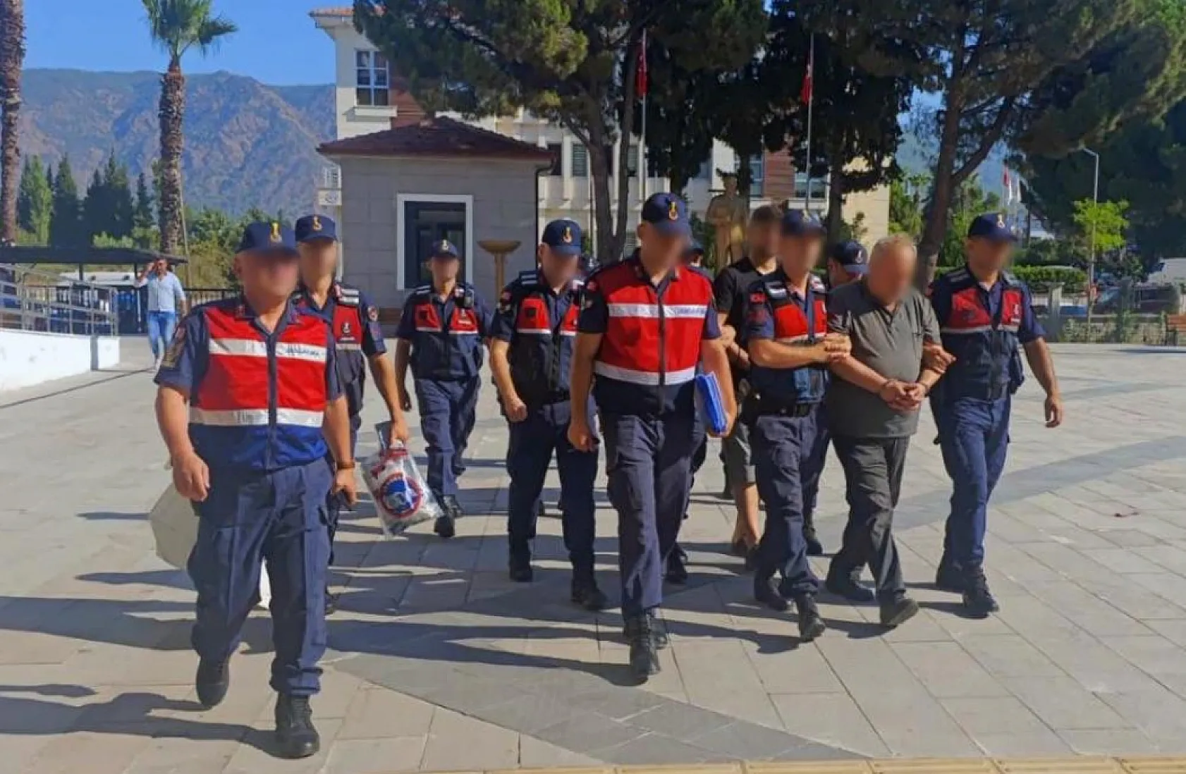 Köyceğiz uyuşturucu operasyonunda 2 tutuklama