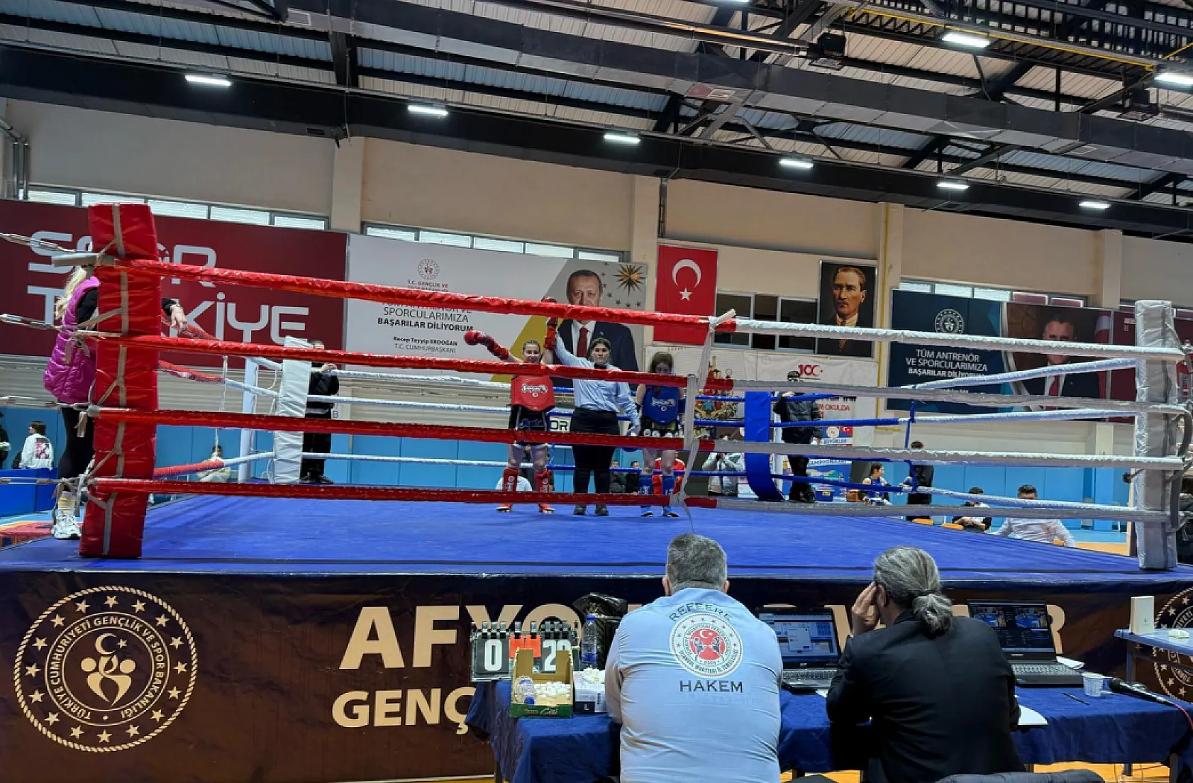 Fethiyeli boksörler Türkiye Muaythai Şampiyonası finallerine gitmeye hak kazandı