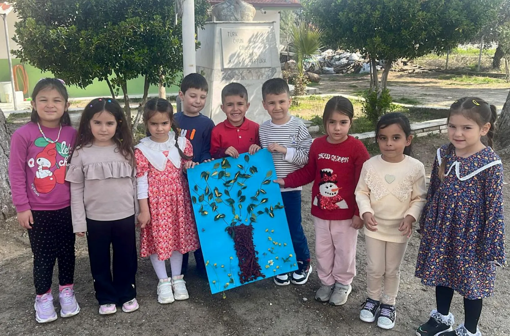 Muğla'da minik kalplere orman sevgisi aşılanıyor