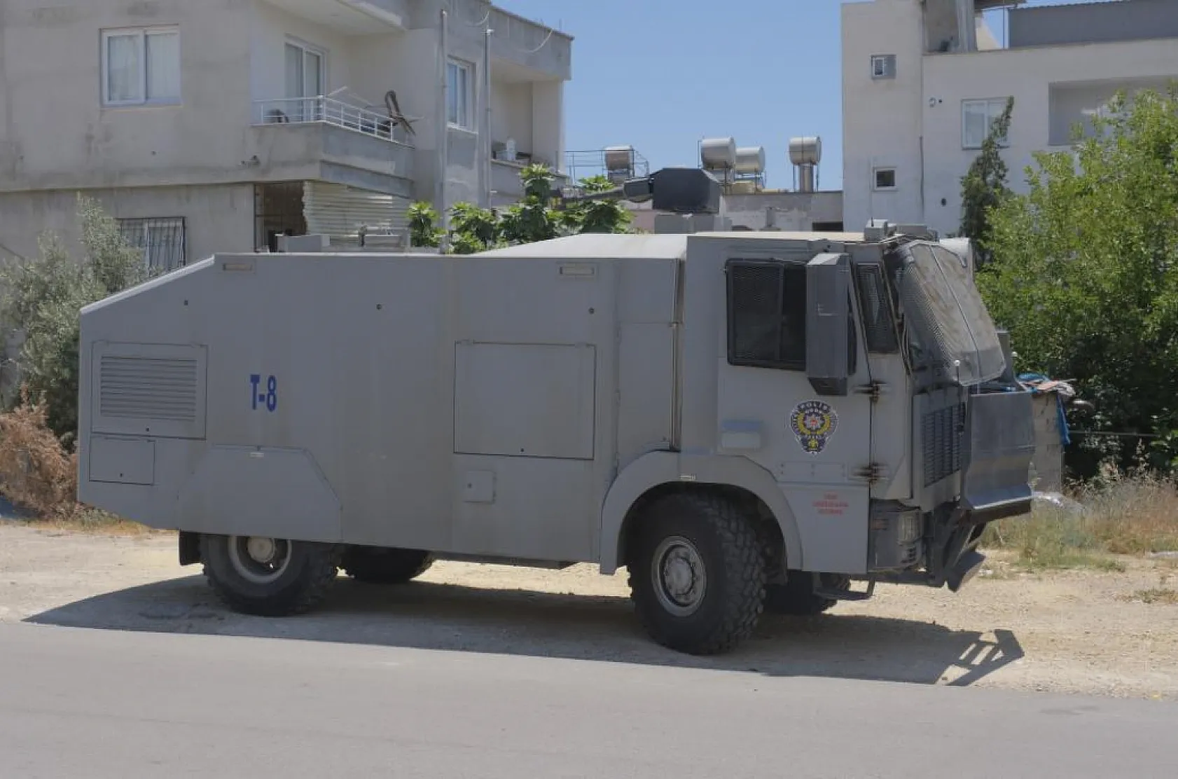 Kadın kılığına girip kan davalısını öldürdü