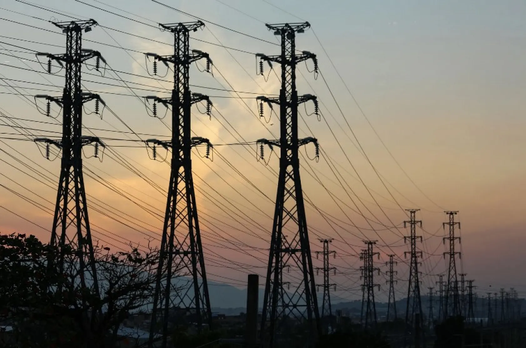 Seydikemer'de 7 saatlik elektrik kesintisi: Çok sayıda mahalle ve sokak etkilenecek