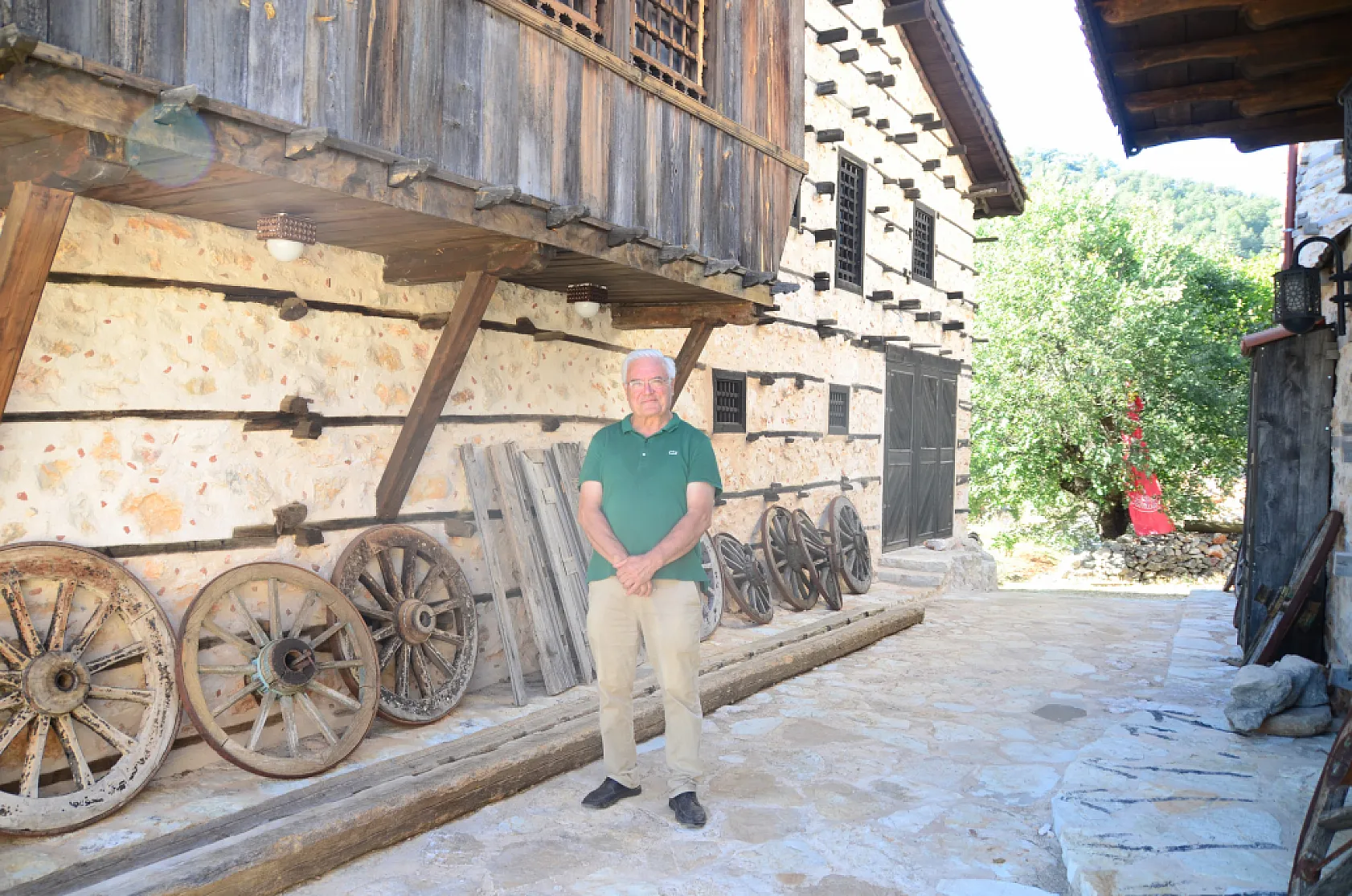 800 yıllık mahalle Avrupalı turistlerin uğrak noktası oldu