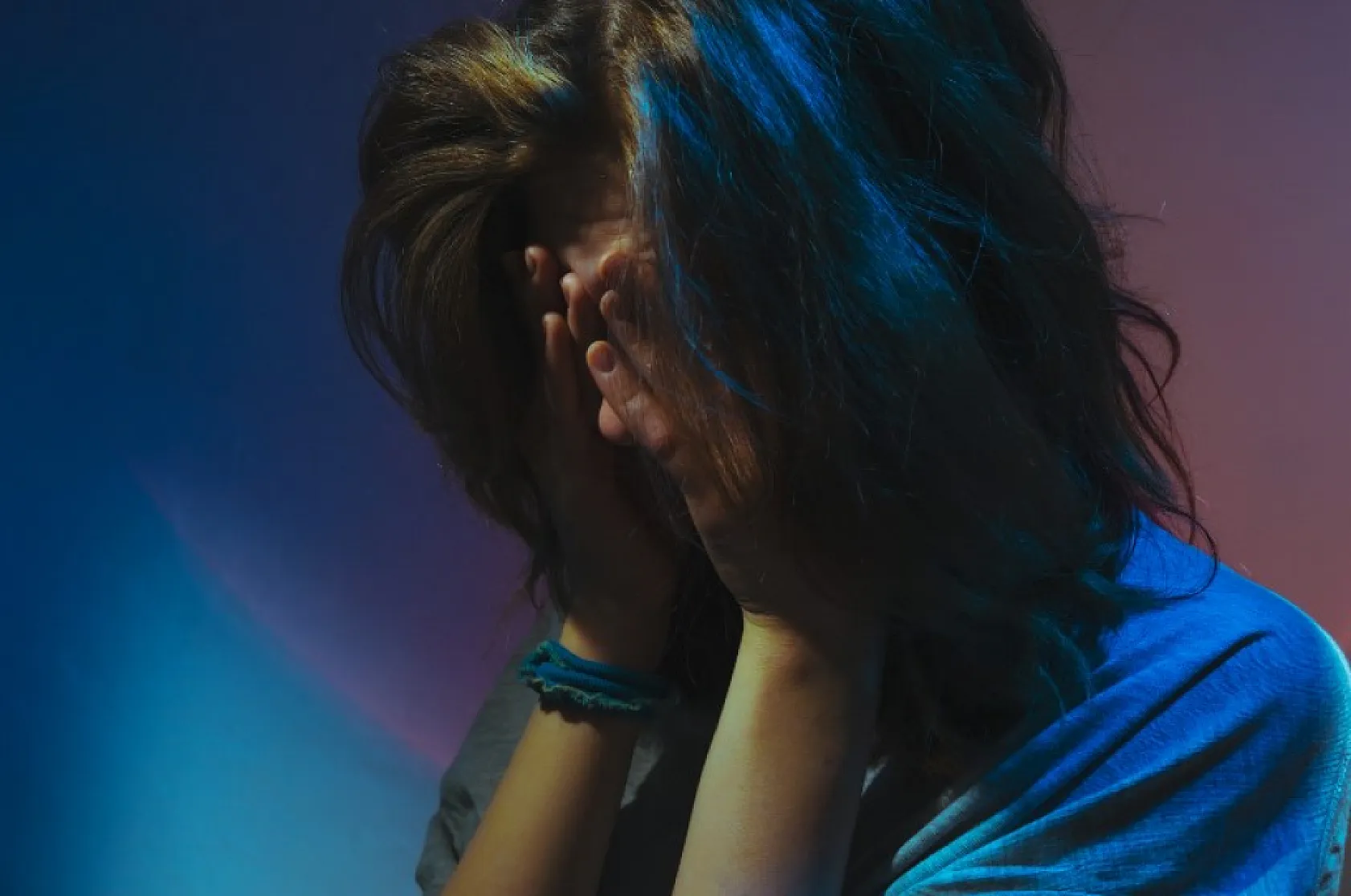 Depresyon, ergenlerin intihar düşüncelerini tetikleyebiliyor