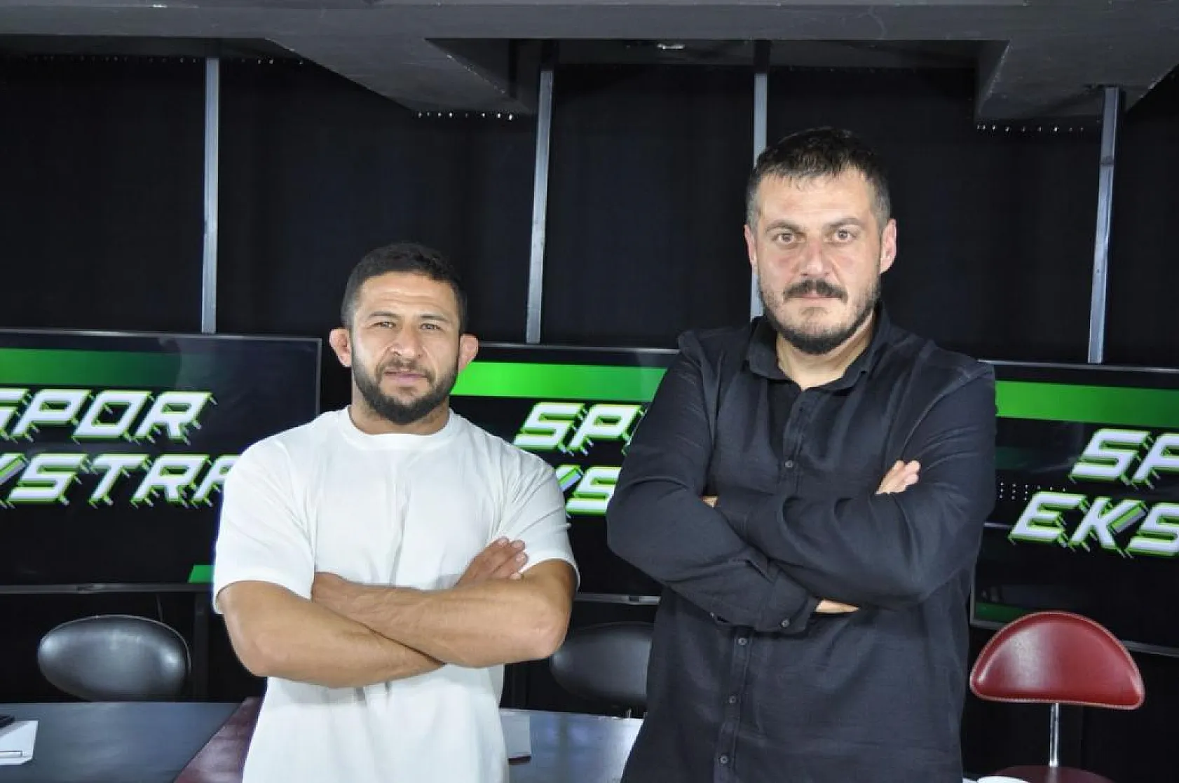 Canlı yayında pehlivana meydan okudu