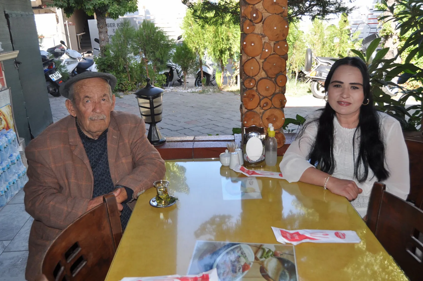 Fethiye'de yabancı misafirlerin yemek tercihini esnaf Ferdi açıkladı