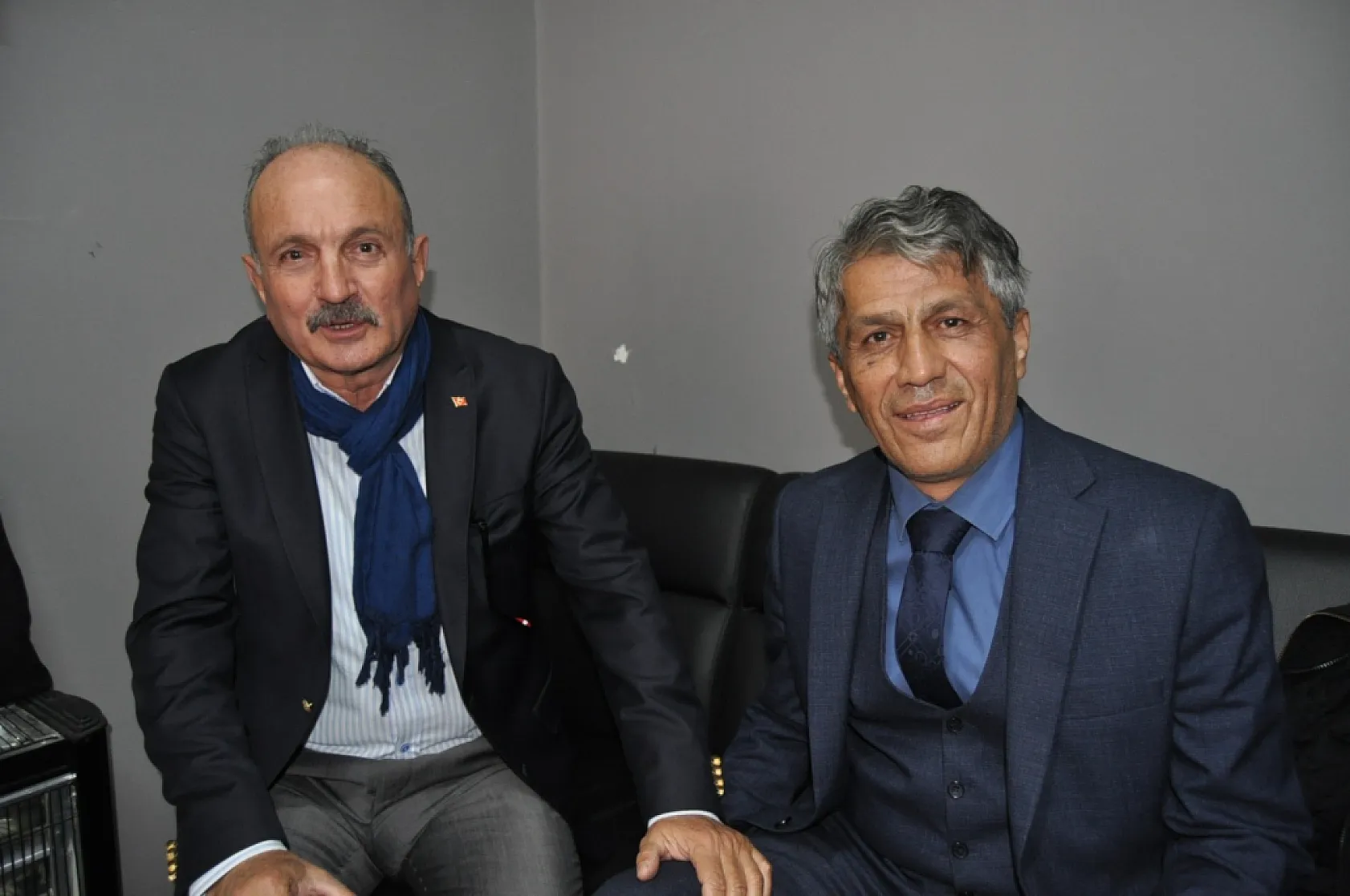 Eski Başkanlar Sarıhan ve Cura, Neden Saatcı'yı Destekledi?