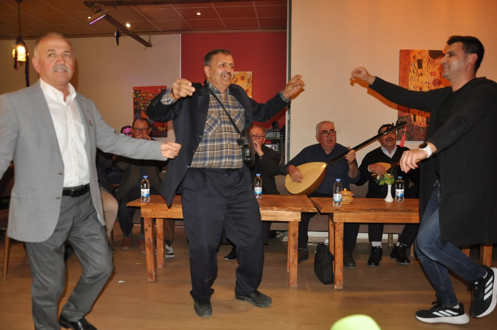 Gölhisar'da yaren geceleriyle gelenek yaşatılıyor