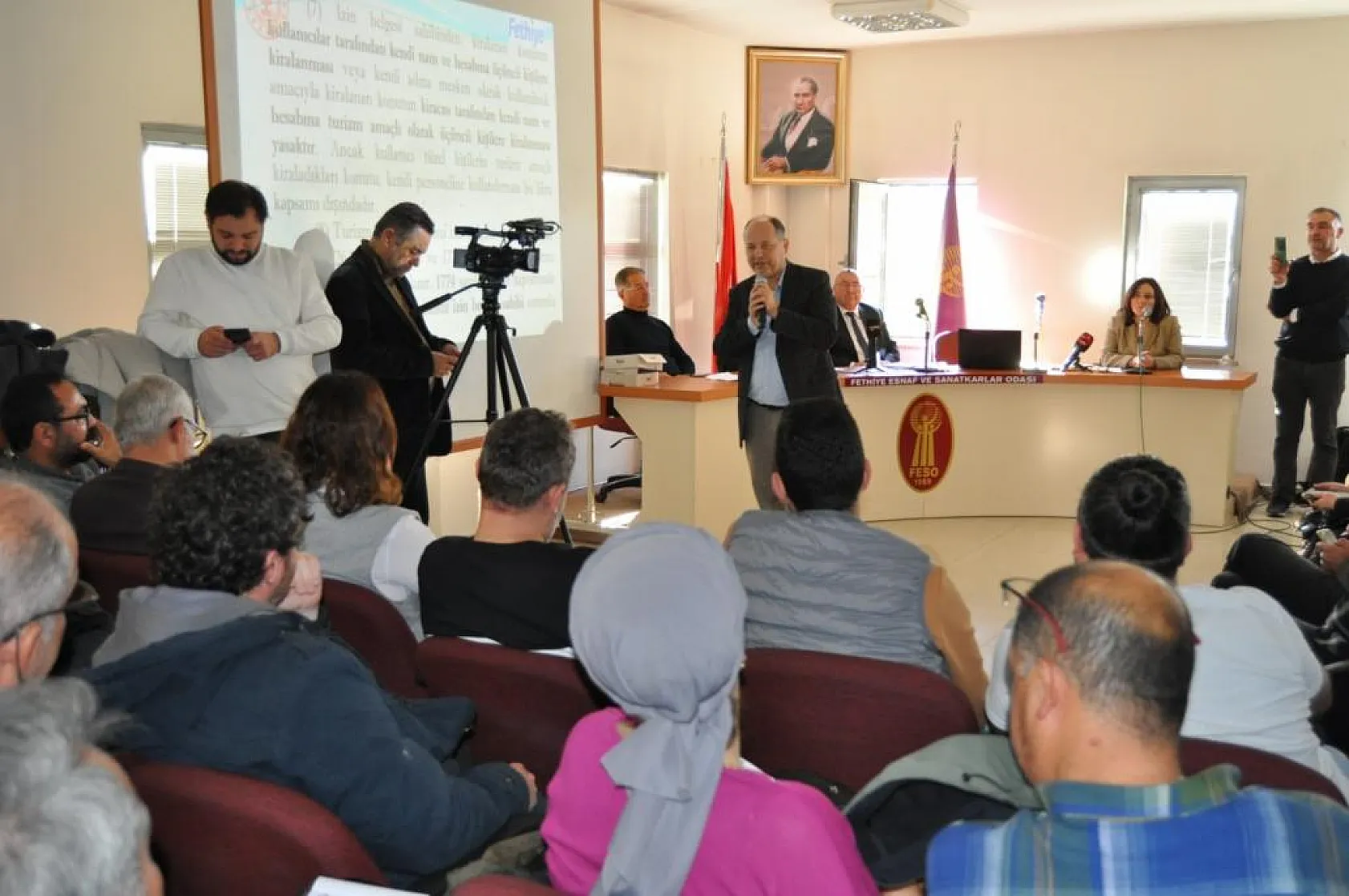 Fethiye'de Konutların Turizm Amaçlı Kiralanması Kapsamında Toplantı Yapıldı