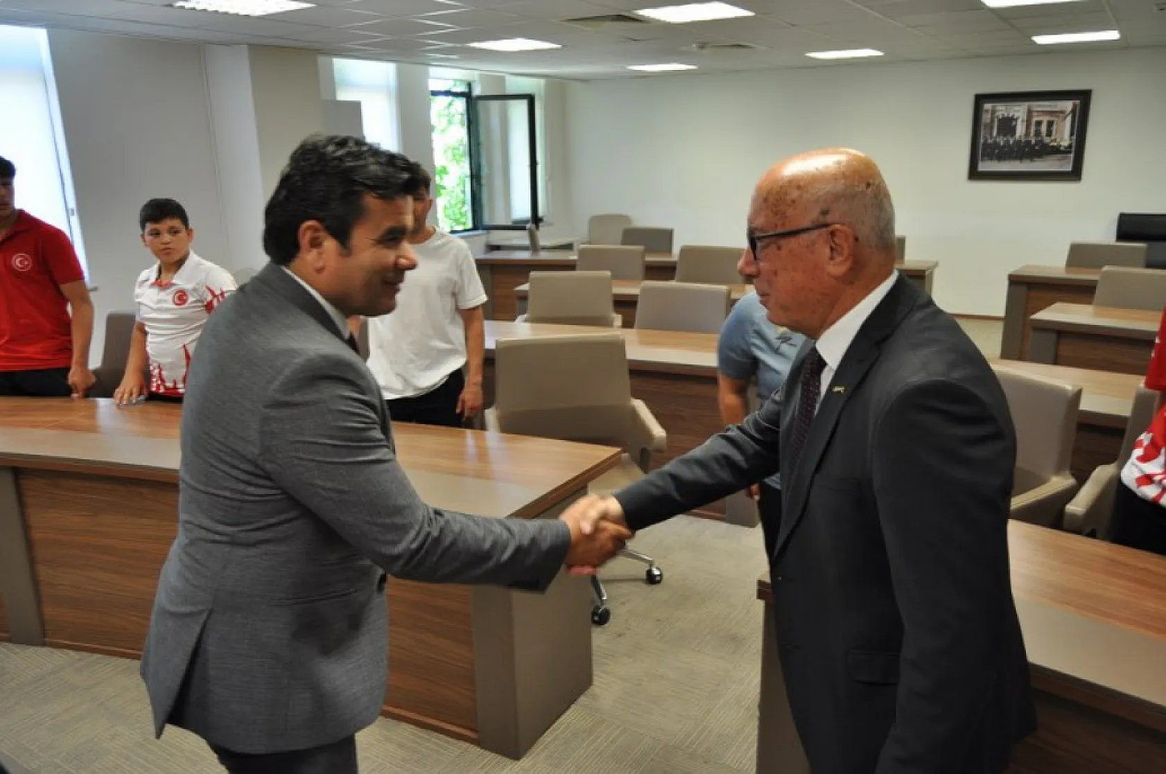 Fethiye'de Sporculardan Kaymakam Ertaş ve Başkan Yardımcısı Bolelli'ye Ziyaret