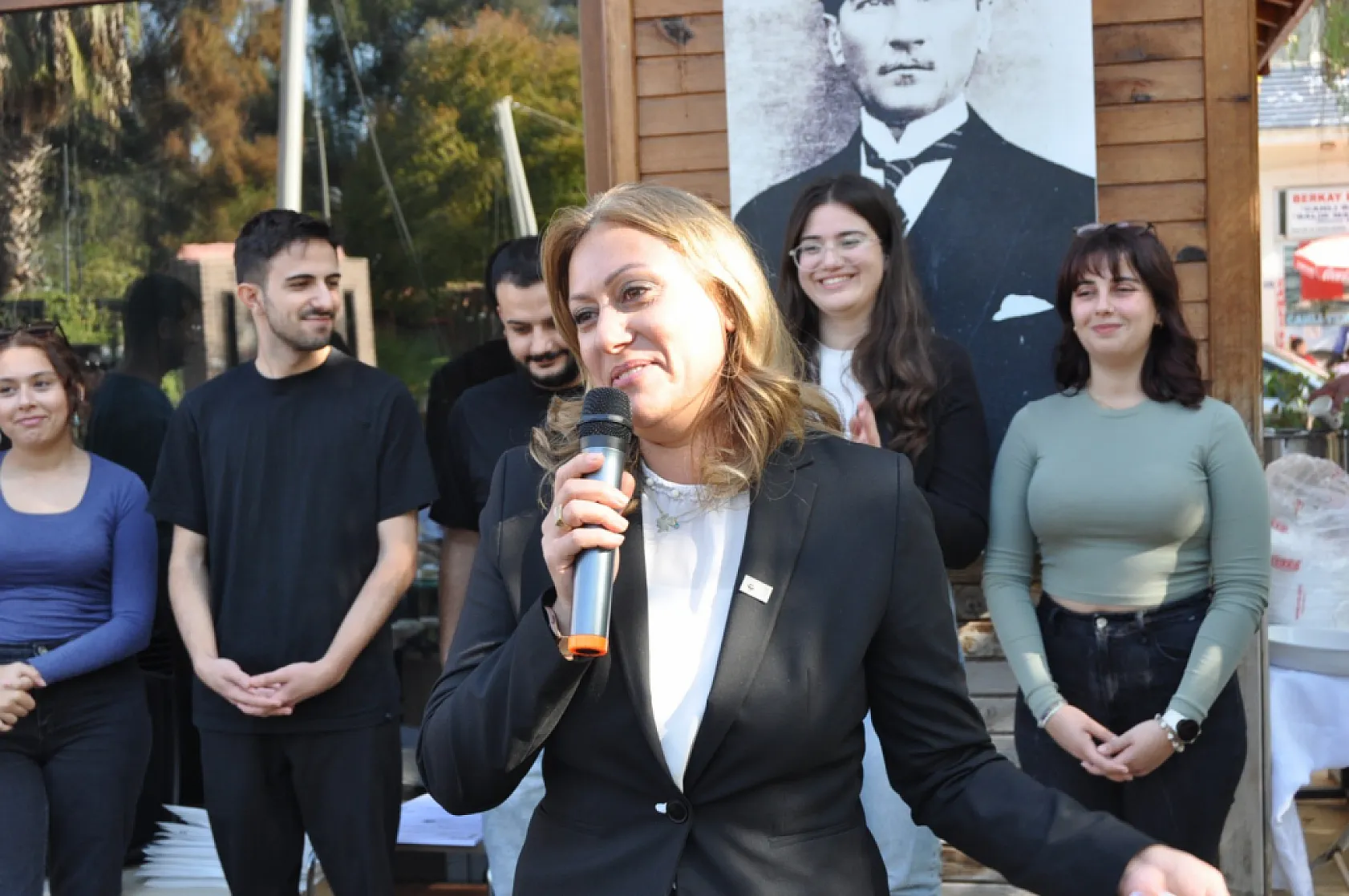 Fethiye ADD'de Anlamlı Etkinlik Eğitime Destek Veren Gönüllüler Buluştu