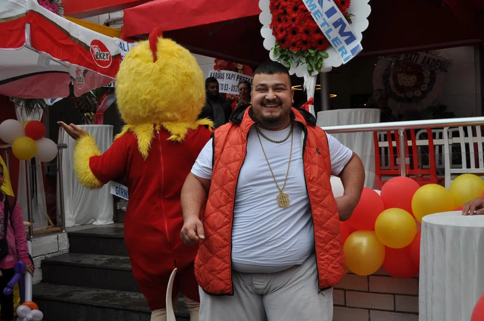 Dönefis'in 2. şubesi açıldı