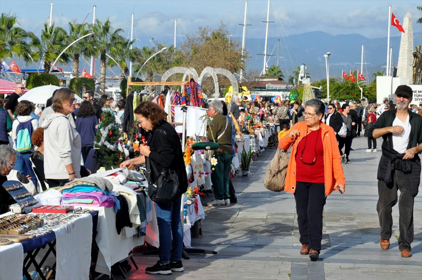 Fethiye Beşkaza Meydanı'nda Yeni Yıl Pazarı Kurulacak