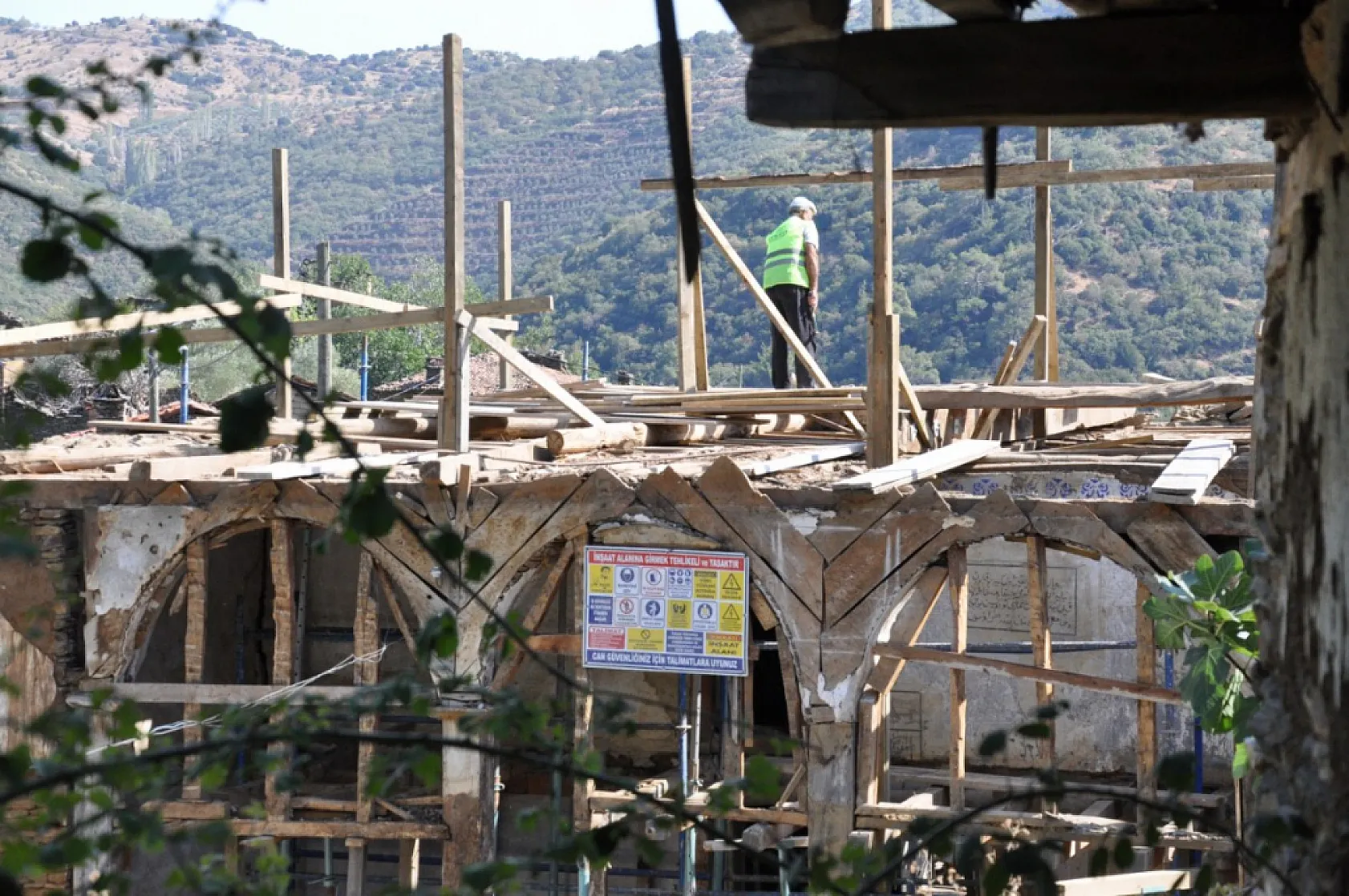 'Hayalet köy' Lübbey'deki tarihi cami restore ediliyor