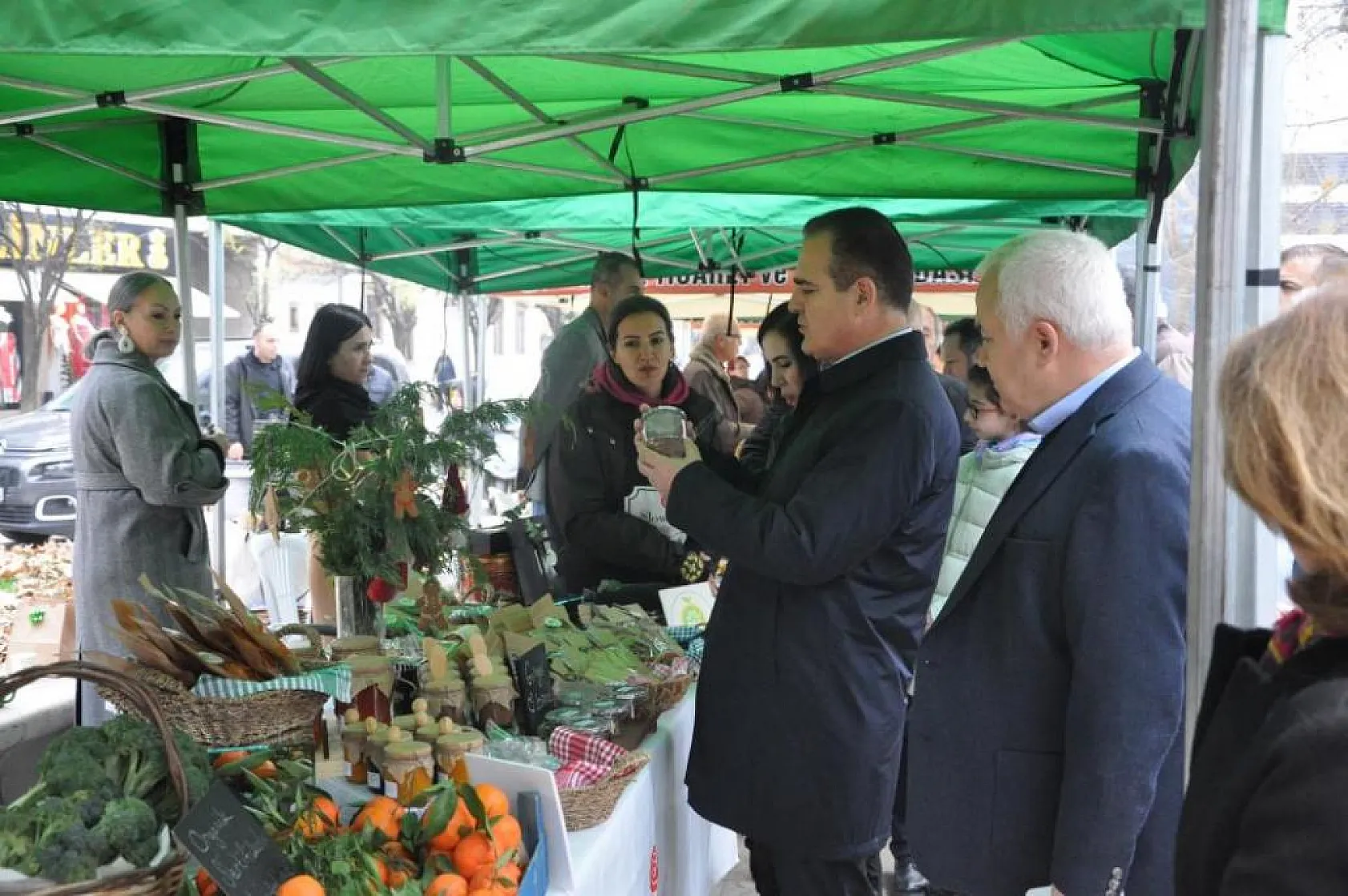 Slow Food Yılbaşı Pazarı açıldı