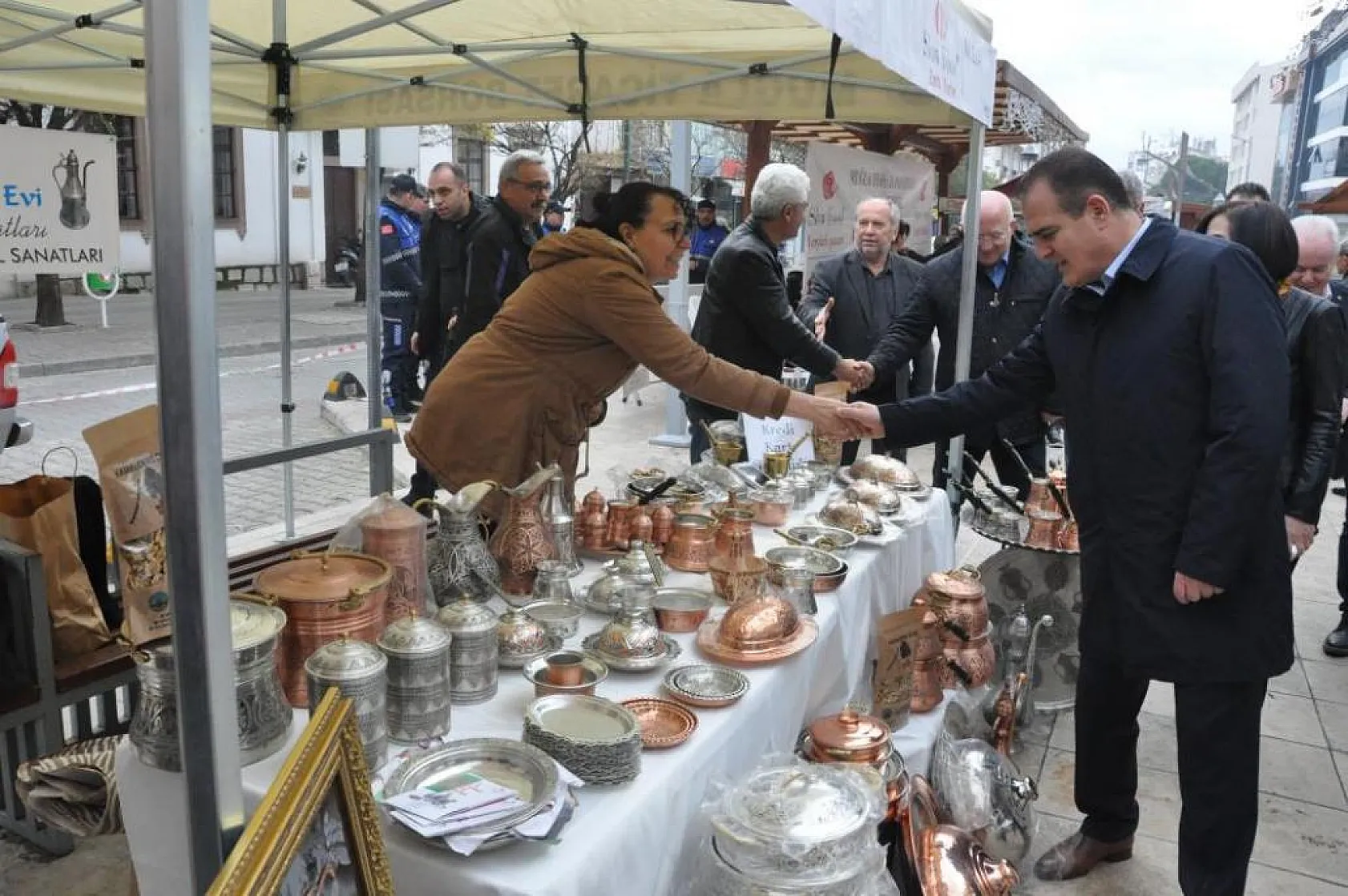 Slow Food Yılbaşı Pazarı açıldı