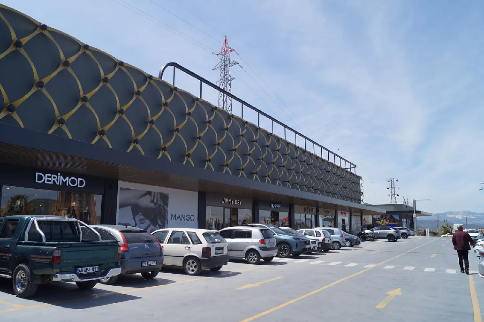 Muğla'nın Yeni Alışveriş Merkezi Rüya 48 Outlet Kaliteli Hizmetiyle Öne Çıkıyor