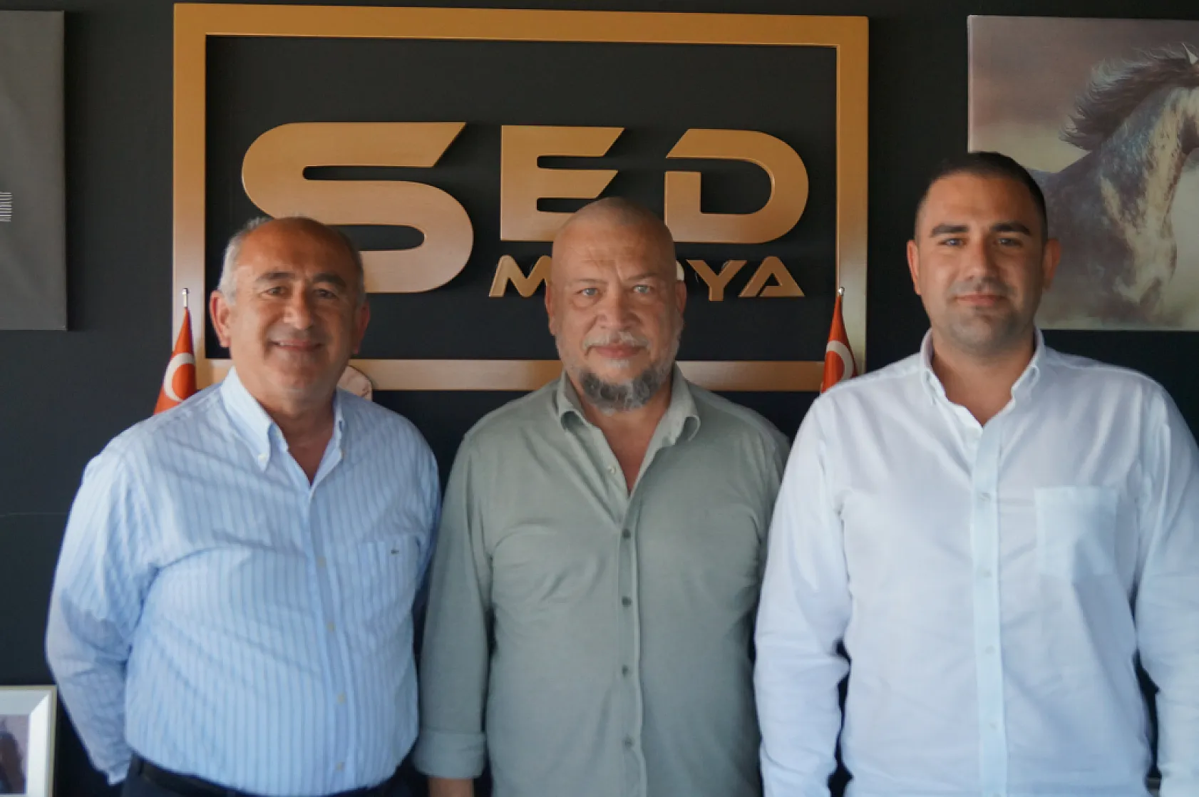Fethiye'de Başkan Yılmaz ve FTSO Meclis Üyesi Yılmaz'dan SED Medya'ya anlamlı ziyaret