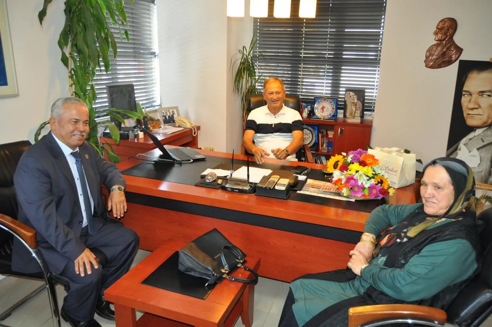 Aday Adayı Çaylı, ziyaretlerini sürdürüyor 