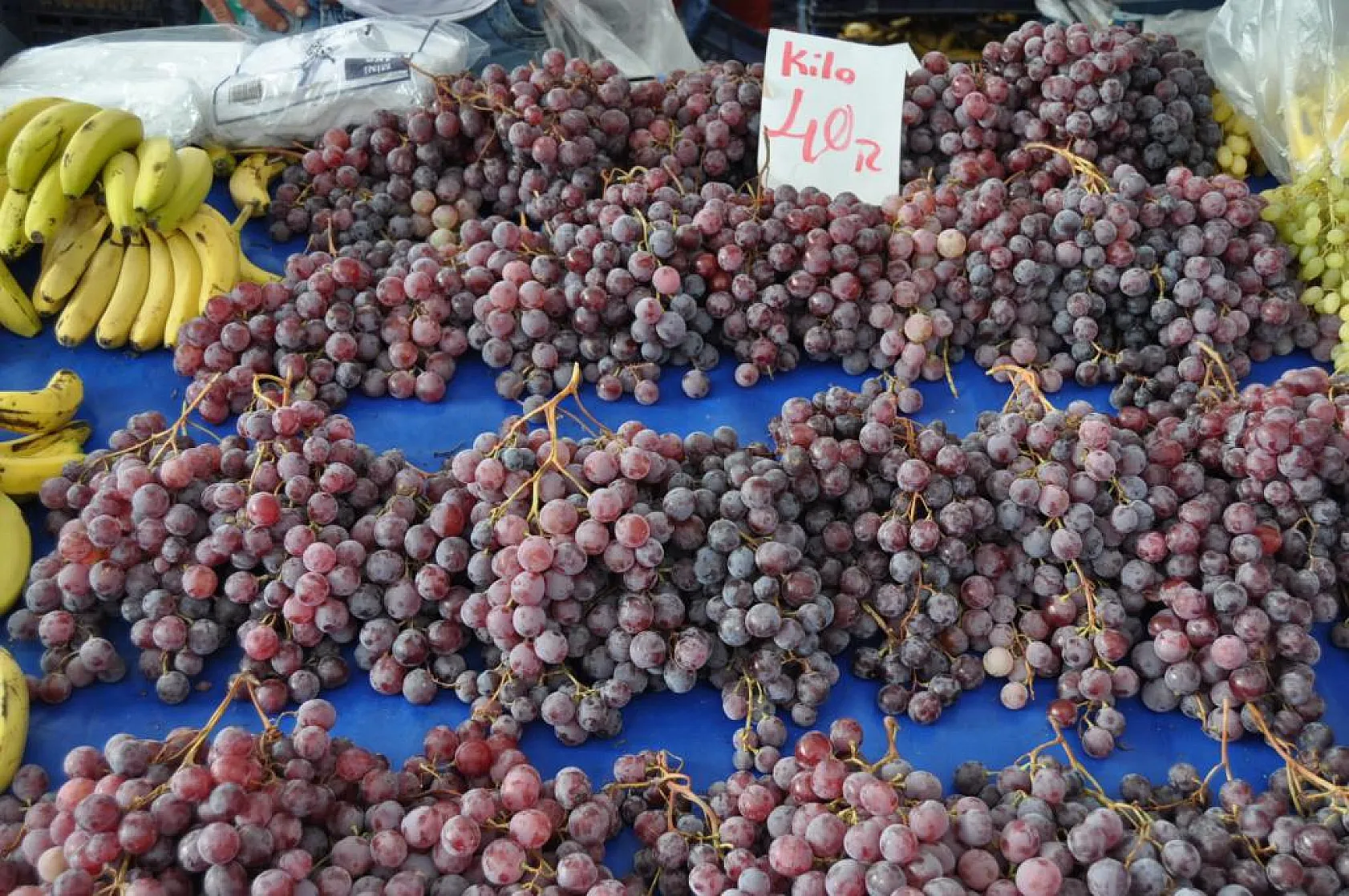 Red Globe Üzümleri Fethiye'de İlgi Görüyor