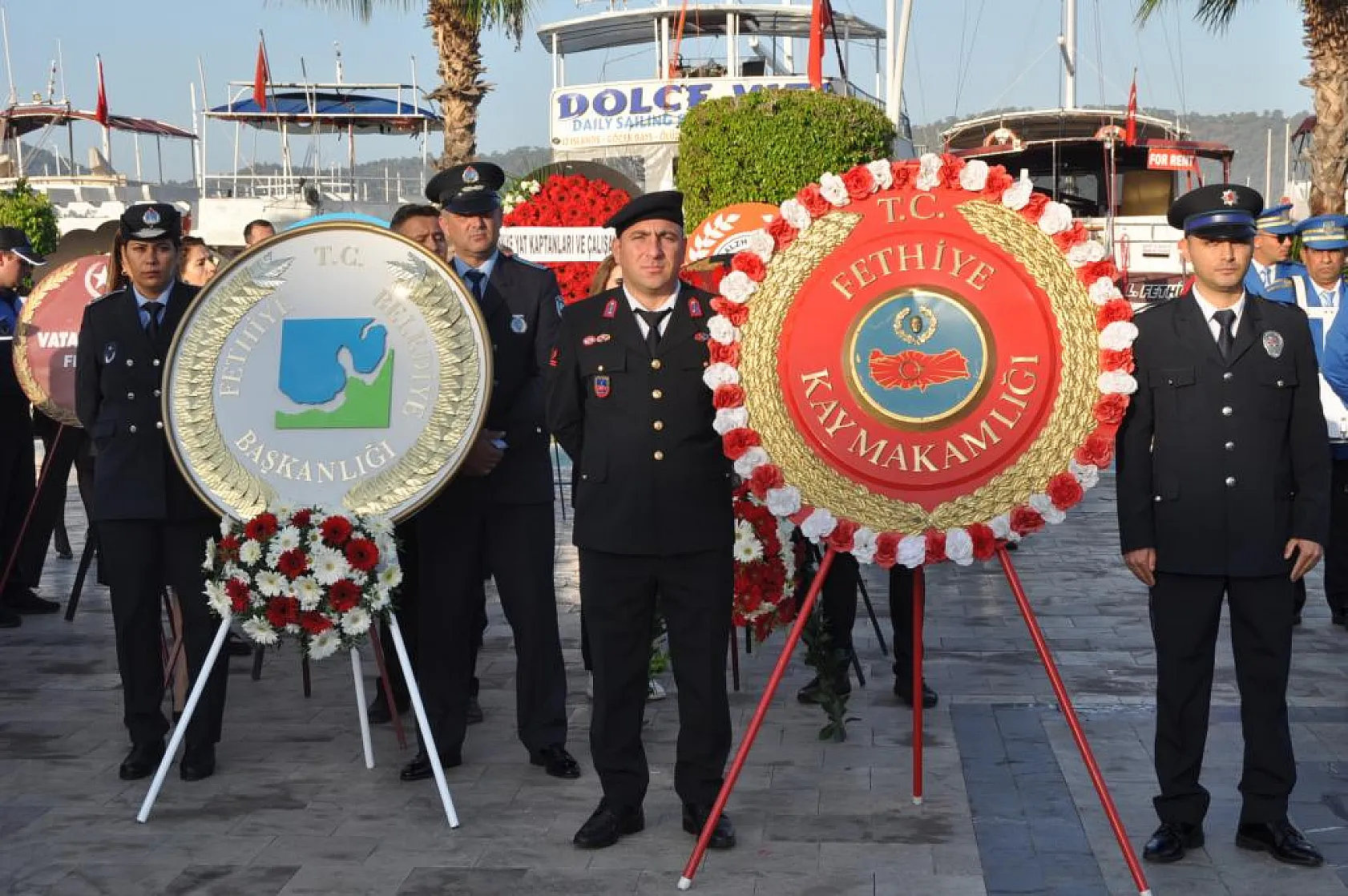 Gazi Mustafa Kemal Atatürk Törenle Anıldı